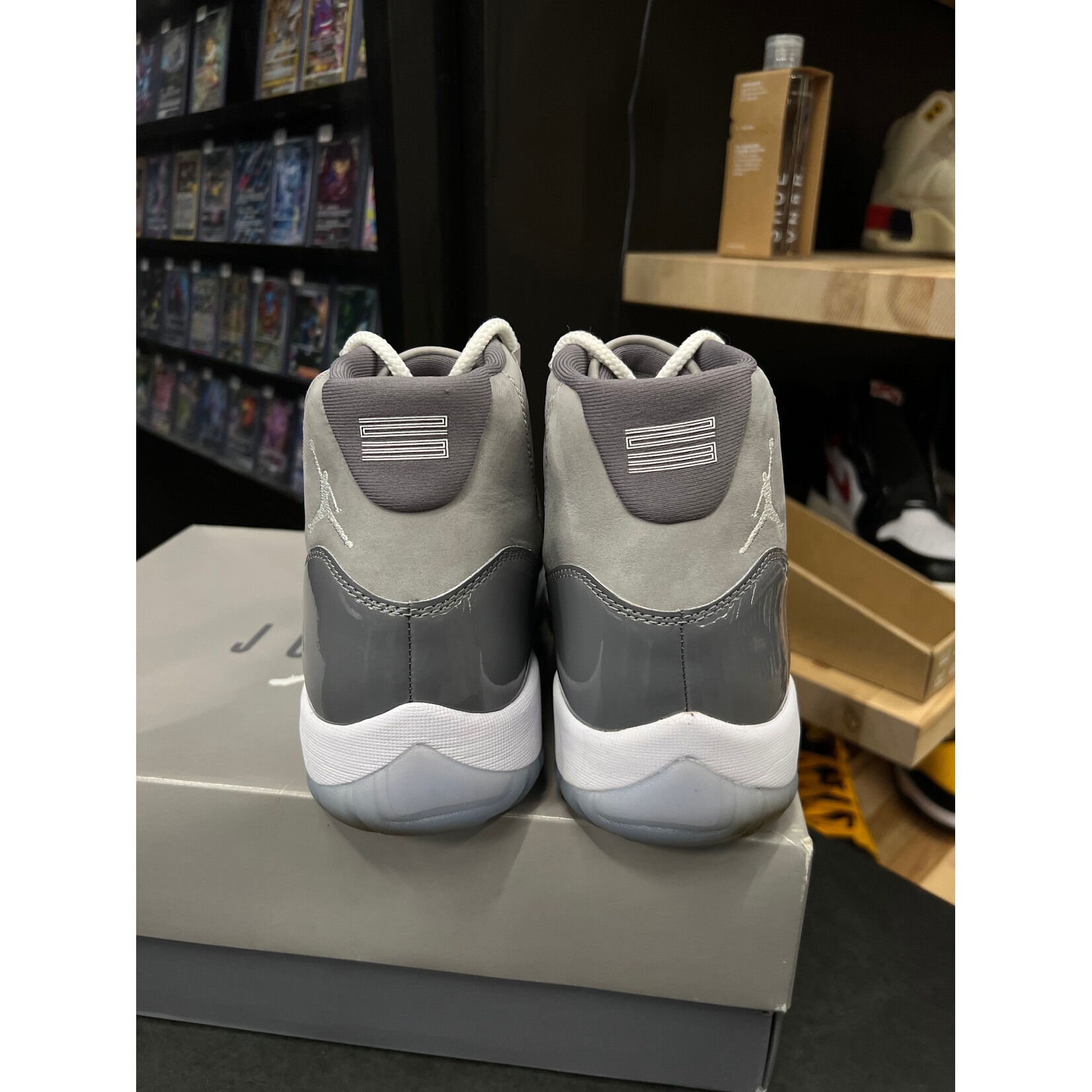 Jordan Jordan 11 Retro Cool Grey (2021) Size 12, PREOWNED