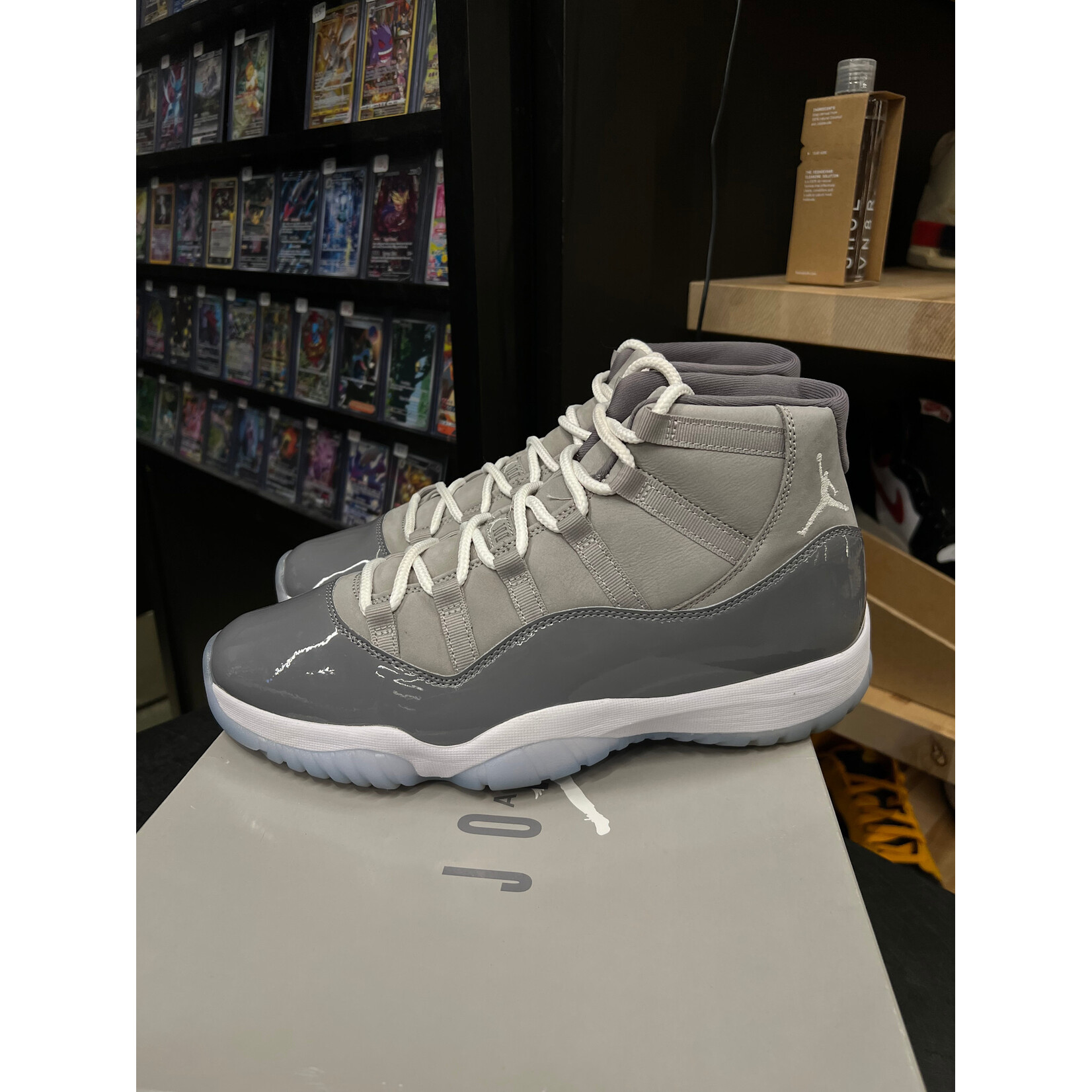 Jordan Jordan 11 Retro Cool Grey (2021) Size 12, PREOWNED