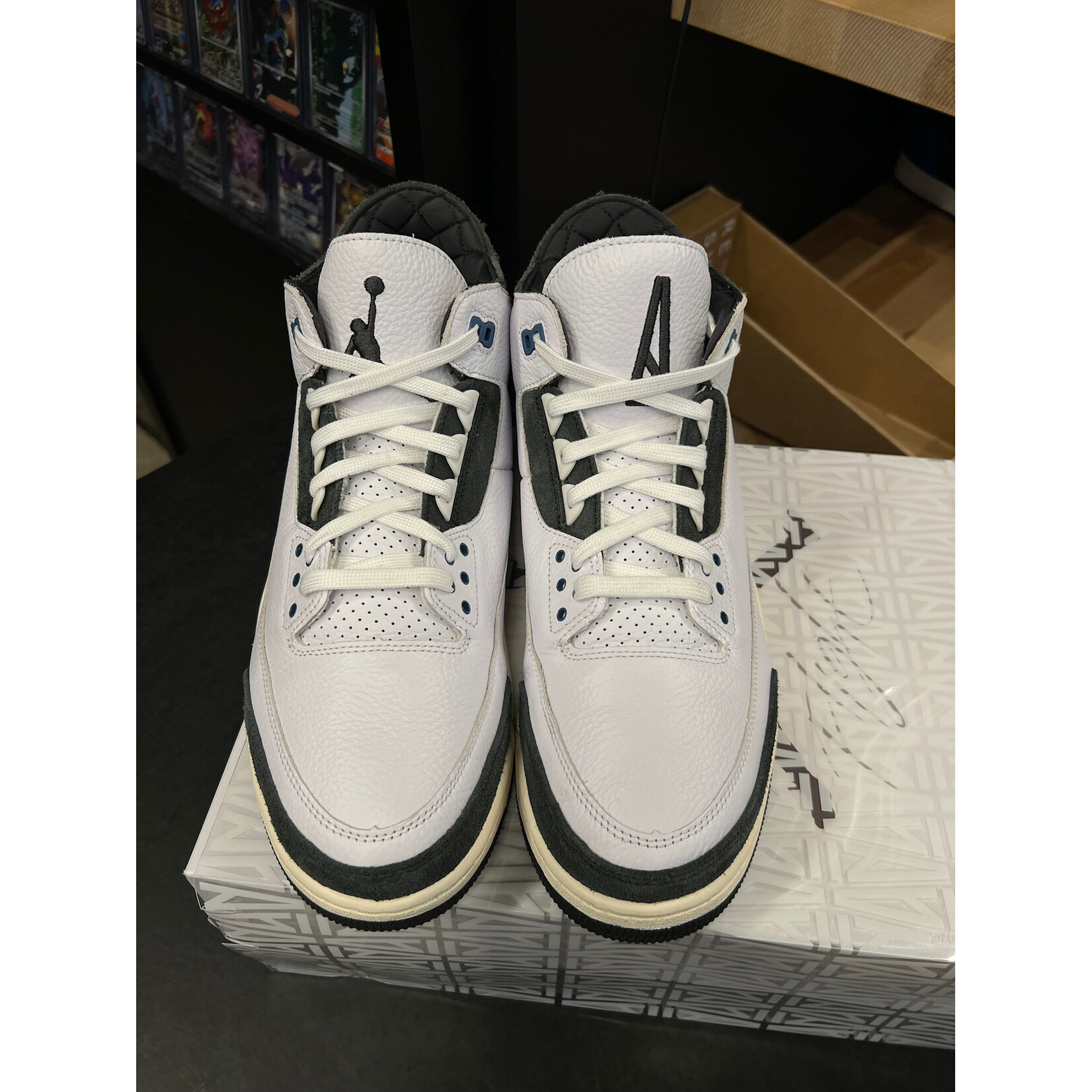 Jordan Jordan 3 Retro OG SP A Ma Maniére Diffused Blue Size 13, PREOWNED