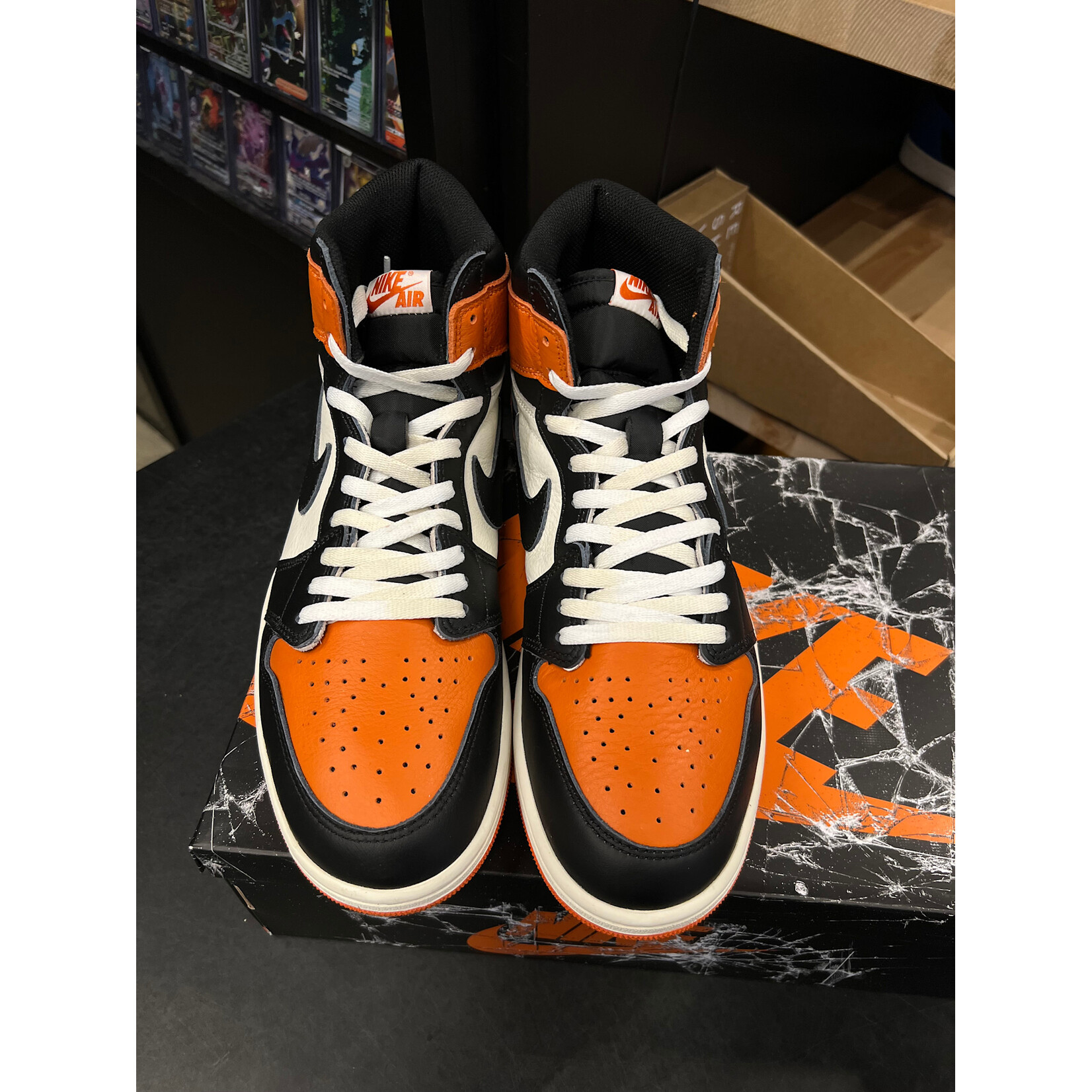 Jordan Jordan 1 Retro High OG Shattered Backboard (2025) Size 12, PREOWNED