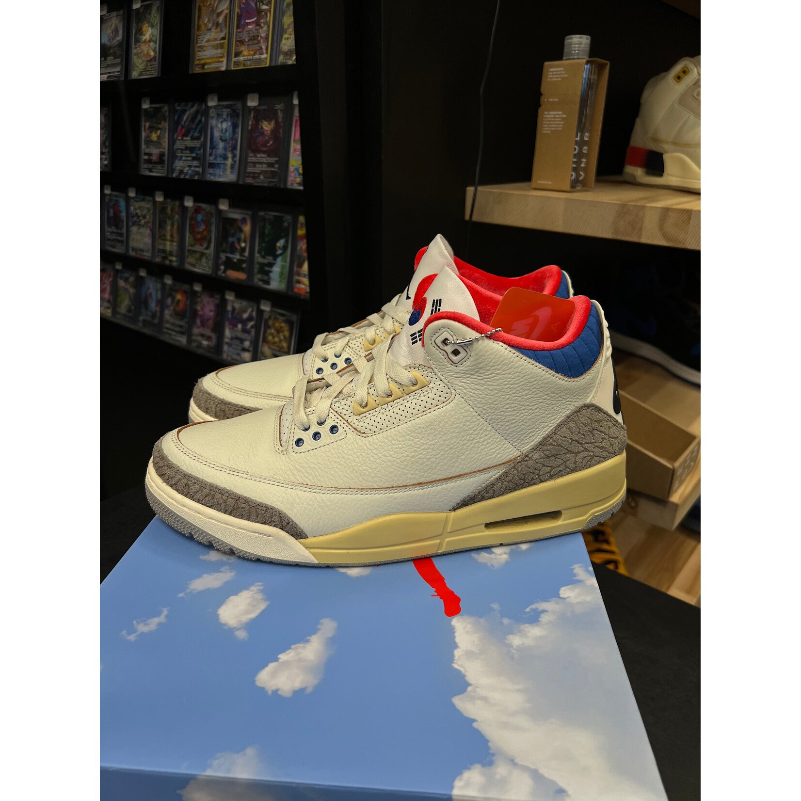Jordan Jordan 3 Retro Seoul 2.0 Size 12.5, PREOWNED