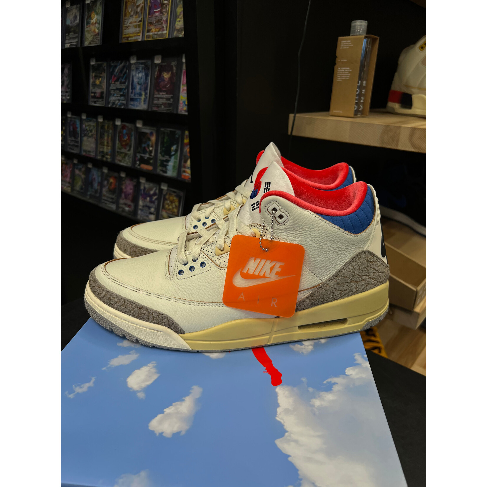 Jordan Jordan 3 Retro Seoul 2.0 Size 12.5, PREOWNED