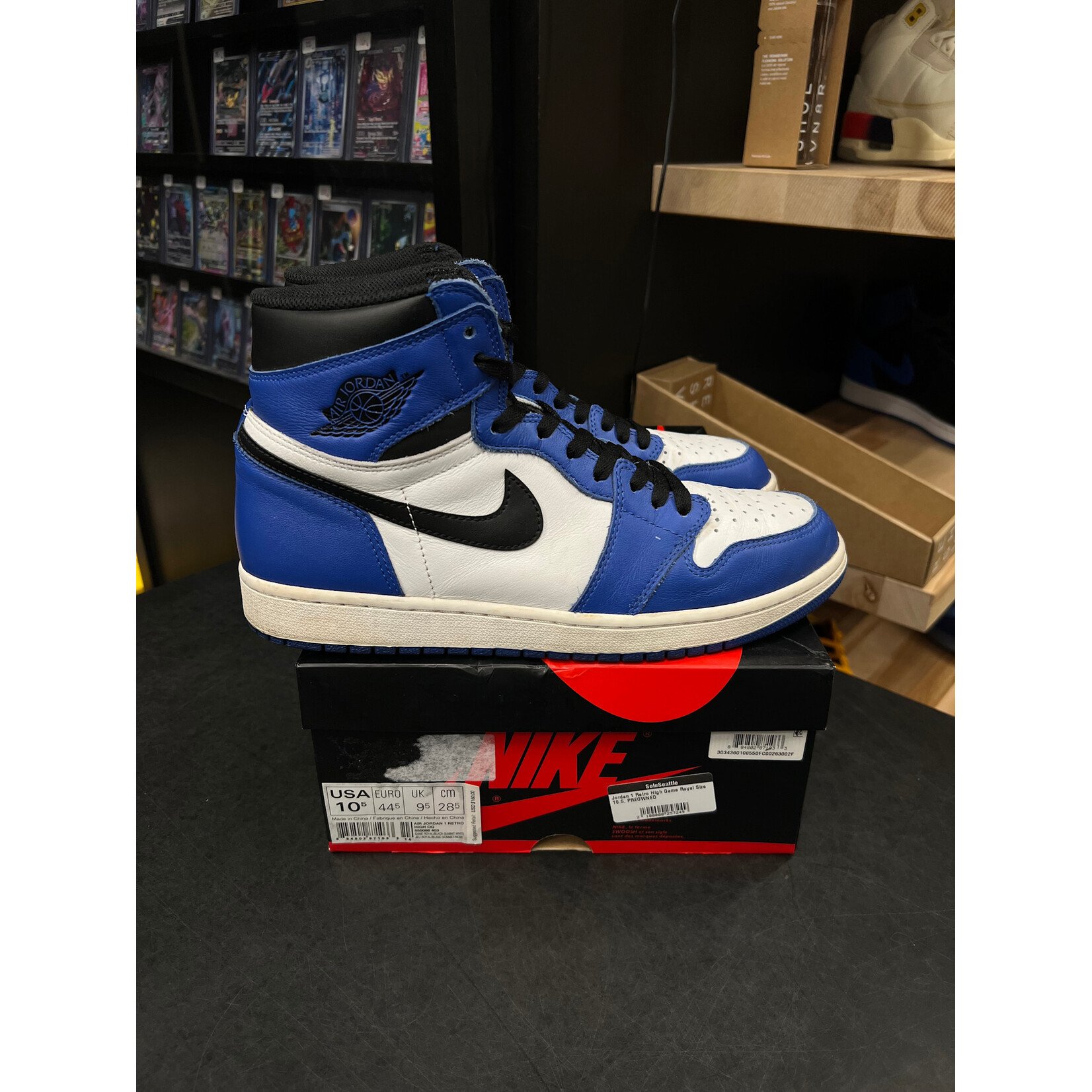 Jordan Jordan 1 Retro High Game Royal Size 10.5, PREOWNED