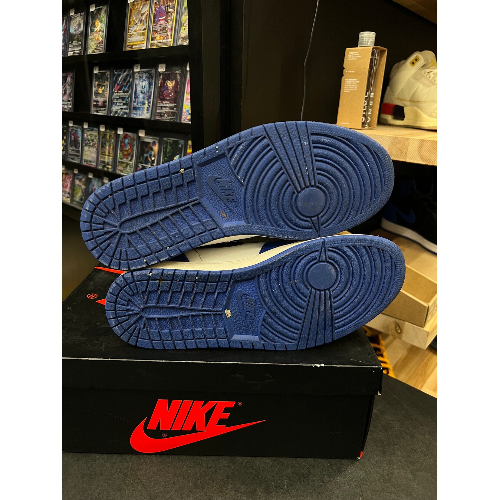 Jordan Jordan 1 Retro High Game Royal Size 10.5, PREOWNED