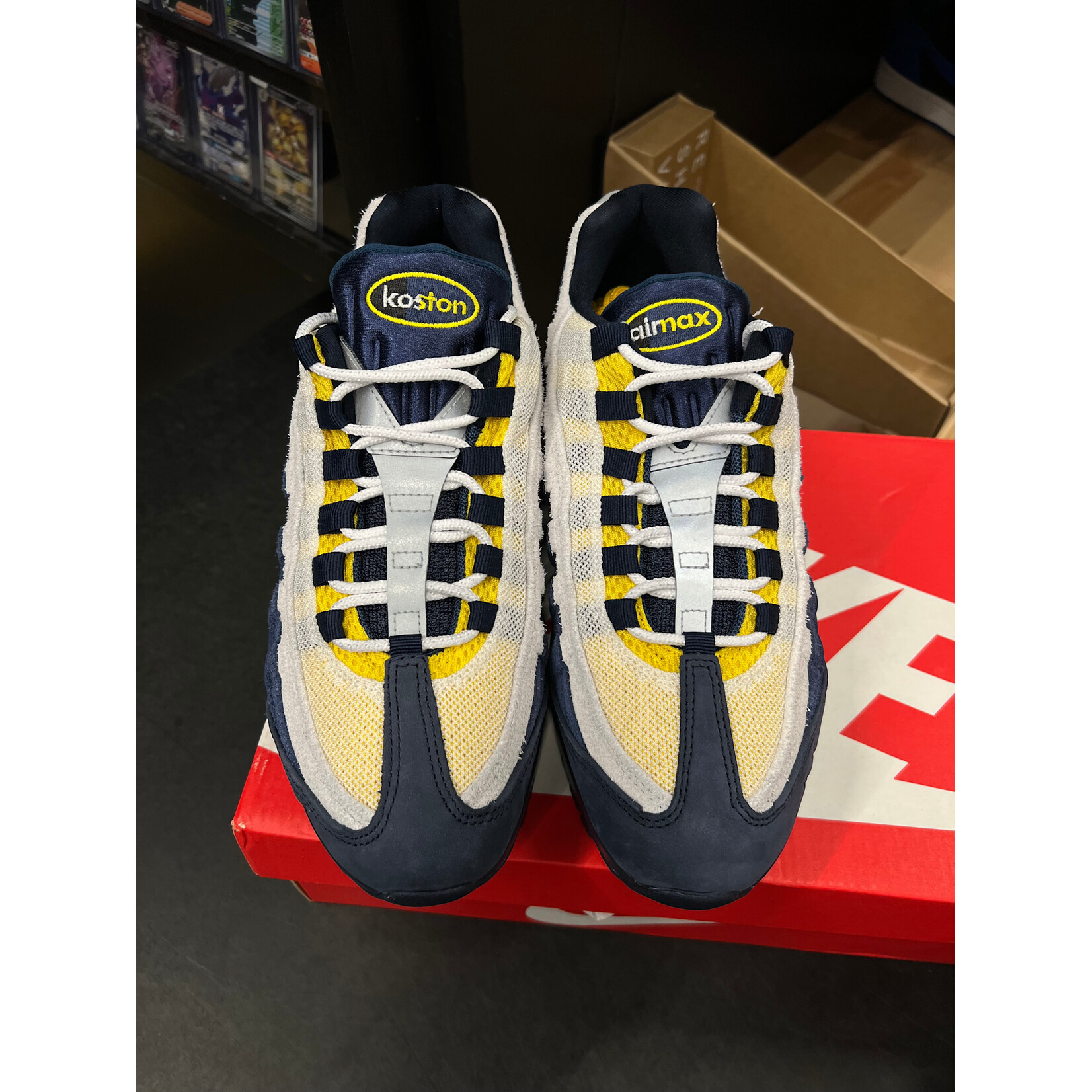 Nike Nike Air Max 95 SB Eric Koston Obsidian Speed Yellow Size 9, PREOWNED REP BOX