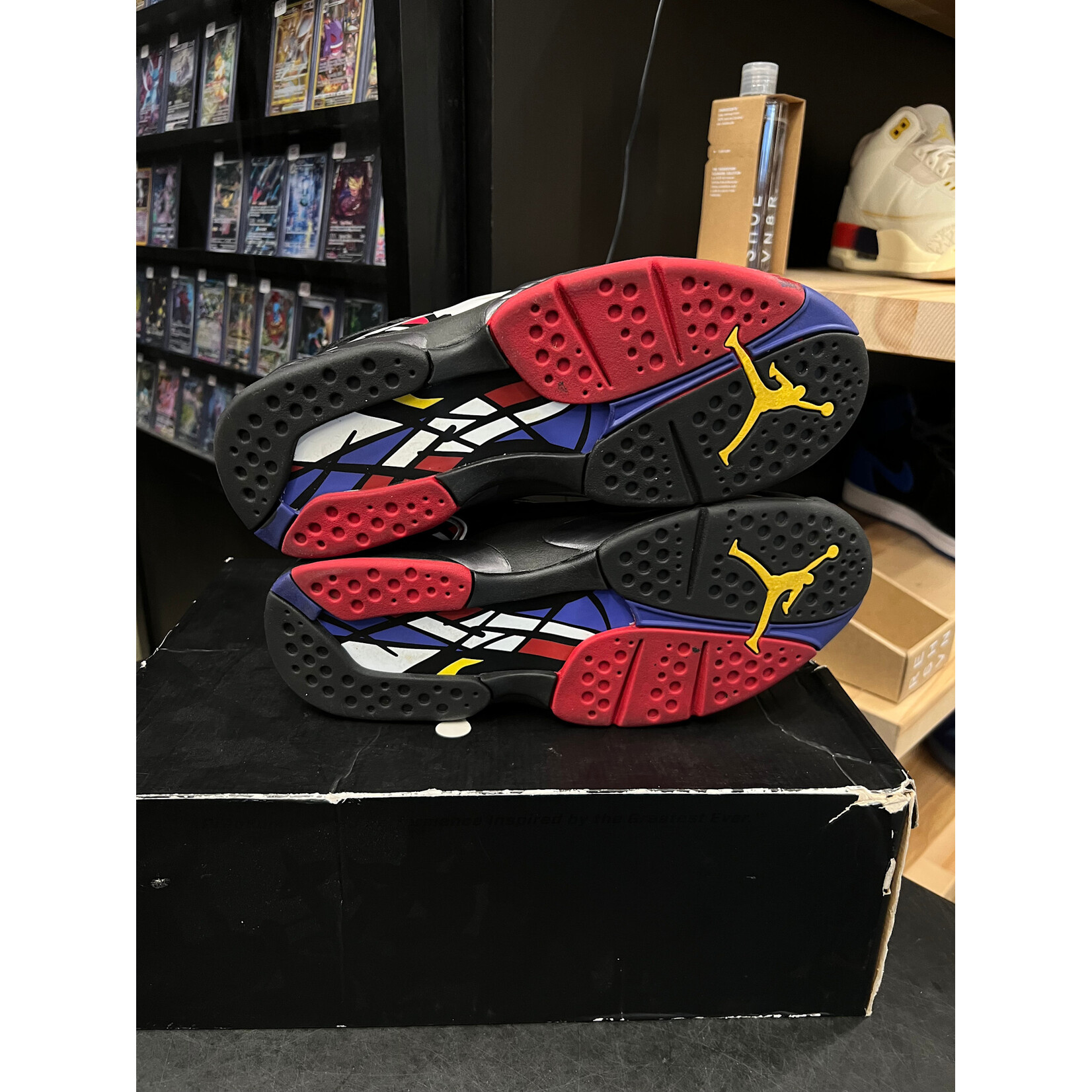 Jordan Jordan 8 Retro Playoffs (2013) Size 9, PREOWNED