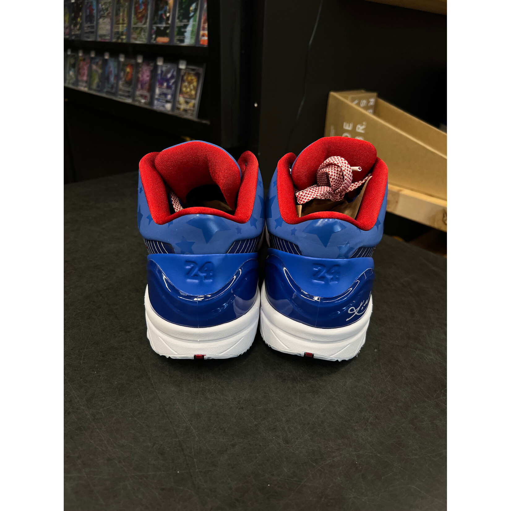 Nike Nike Kobe 4 Protro Philly (2024) Size 10.5, PREOWNED