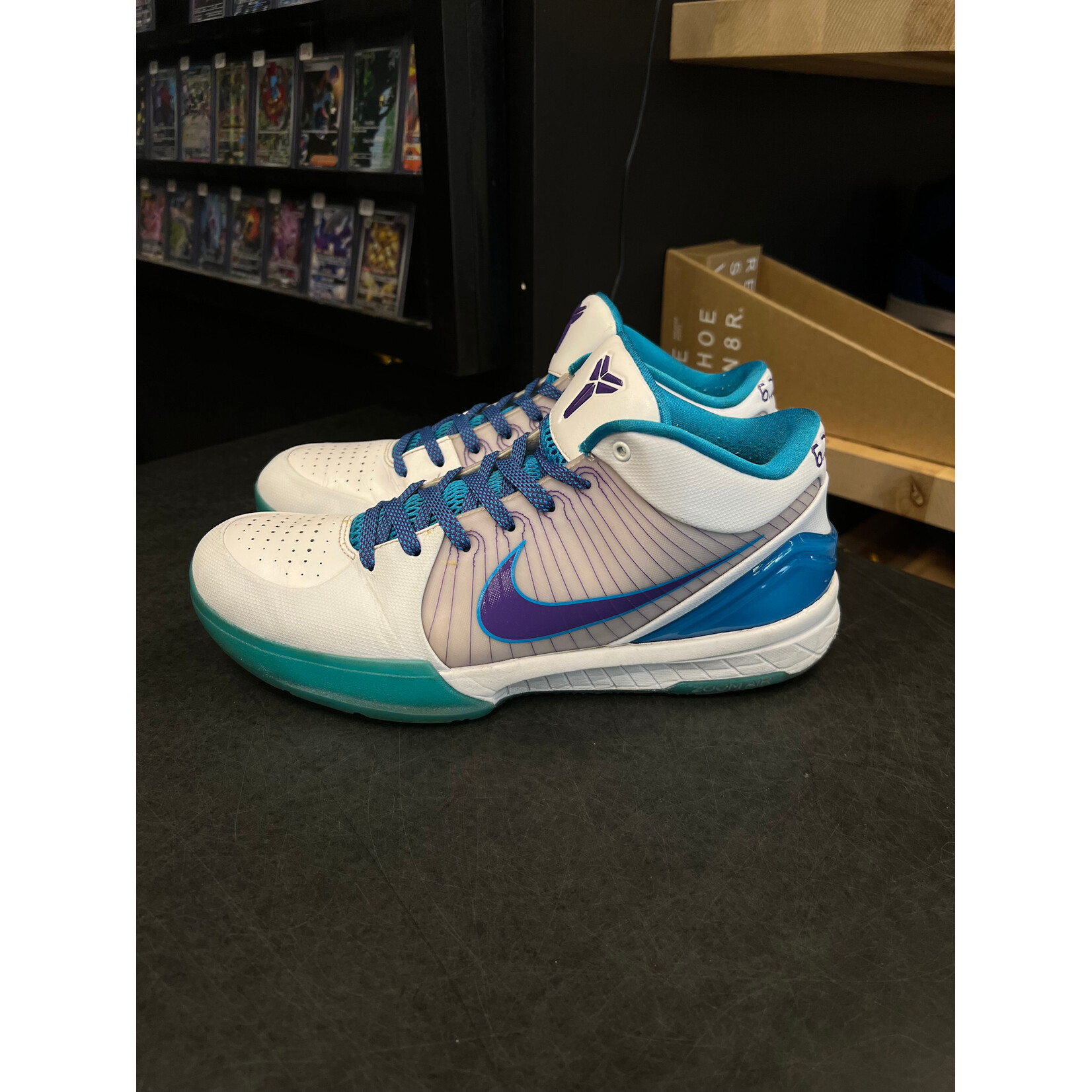 Nike Nike Kobe 4 Protro Draft Day Hornets Size 10.5, PREOWNED