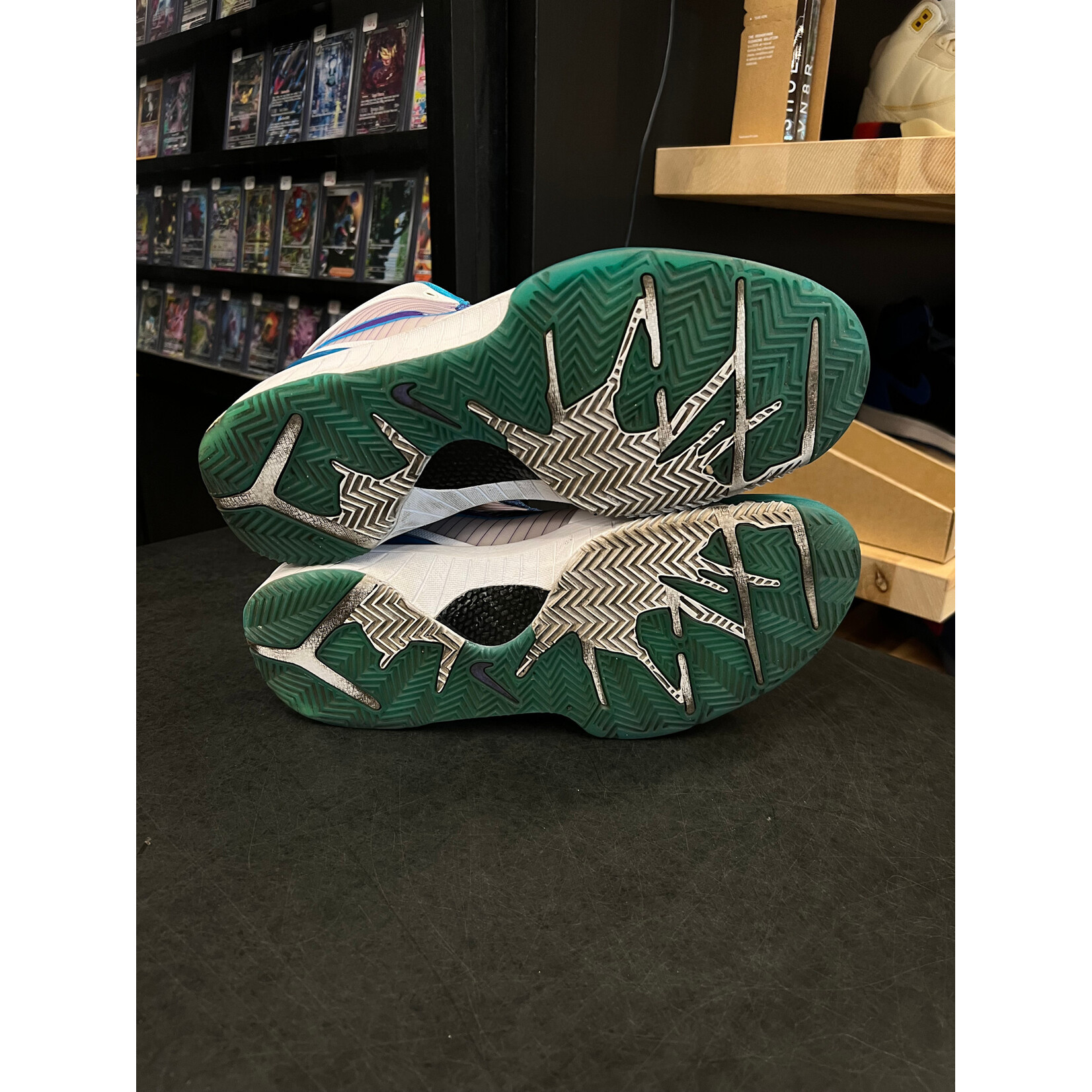 Nike Nike Kobe 4 Protro Draft Day Hornets Size 10.5, PREOWNED