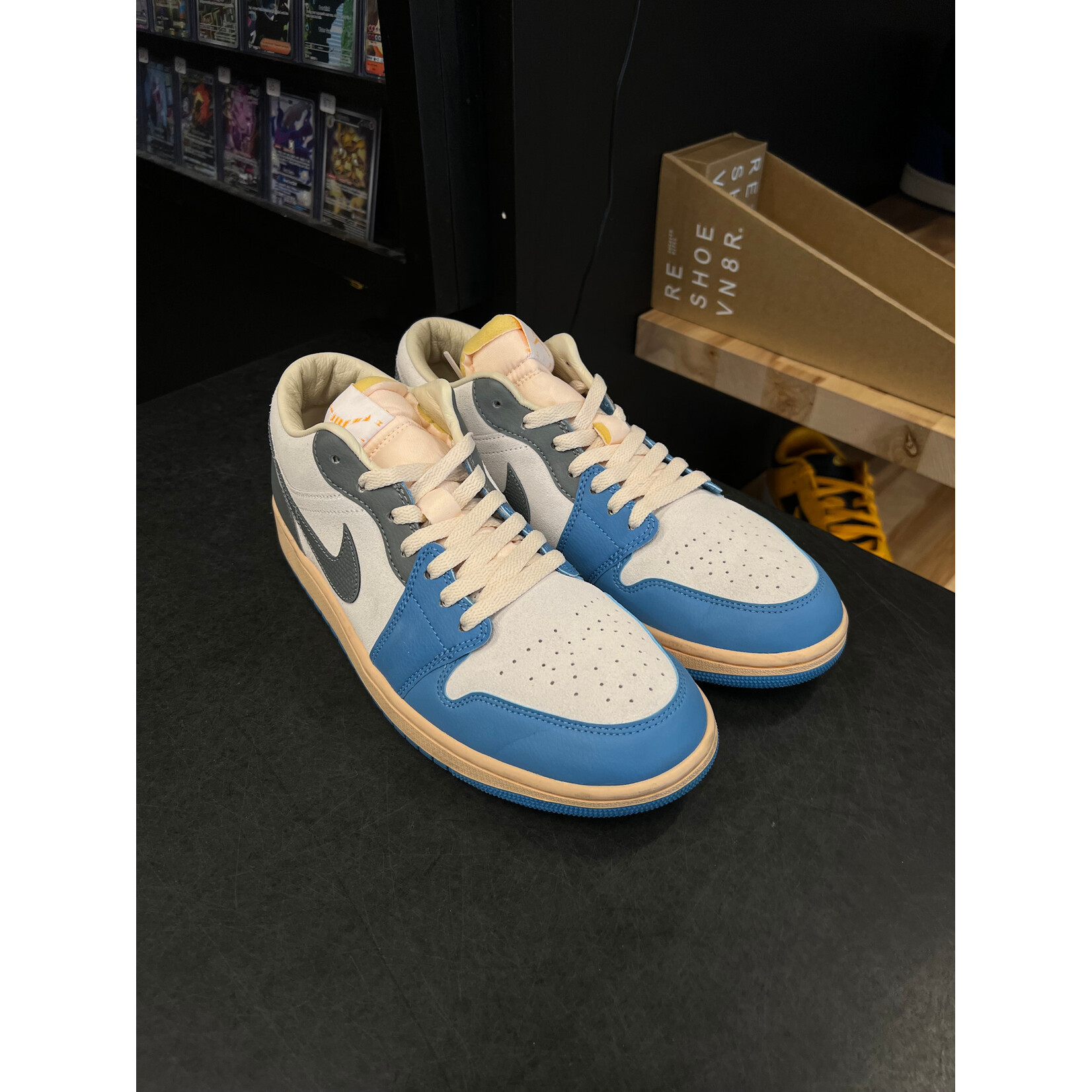 Jordan Jordan 1 Low Vintage UNC Grey Size 10, PREOWNED