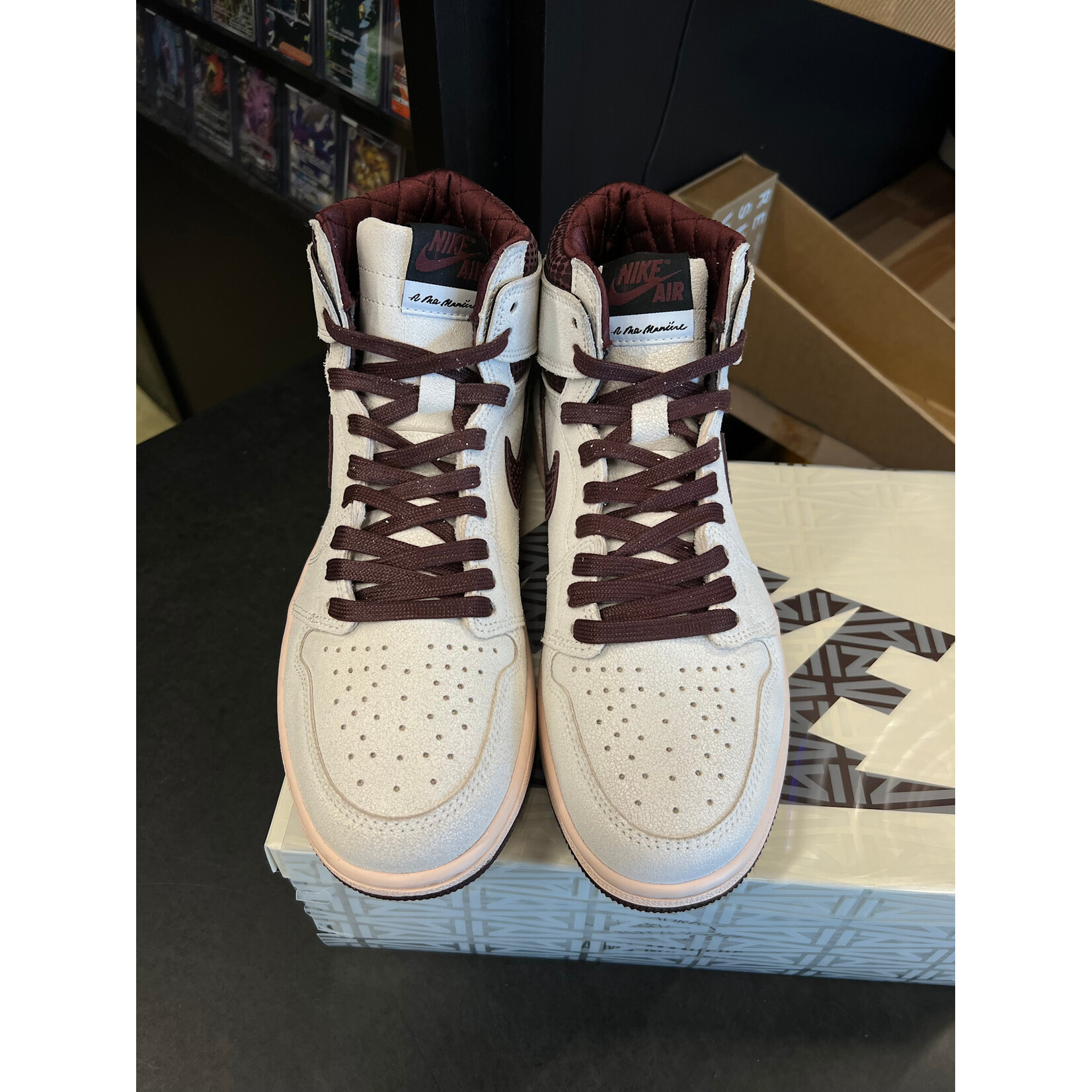 Jordan Jordan 1 Retro High OG A Ma Maniére Size 9.5, PREOWNED