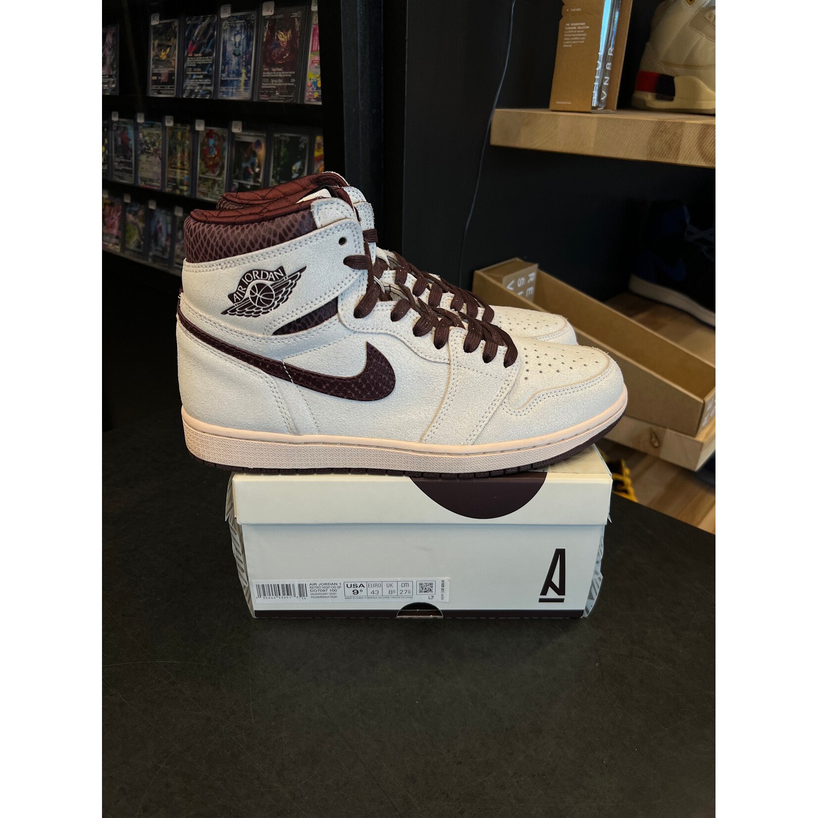 Jordan Jordan 1 Retro High OG A Ma Maniére Size 9.5, PREOWNED