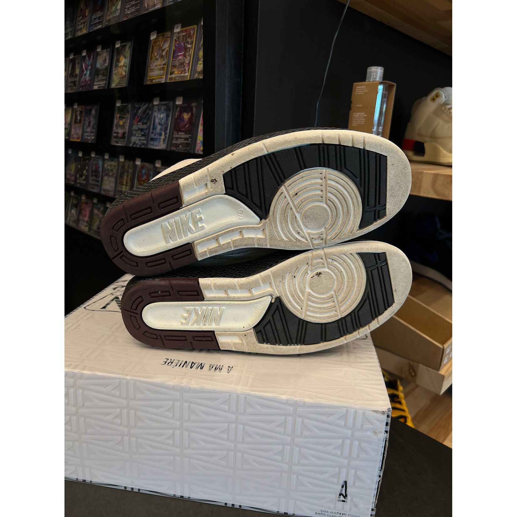 Jordan Jordan 2 Retro A Ma Maniére Airness Size 9.5, PREOWNED