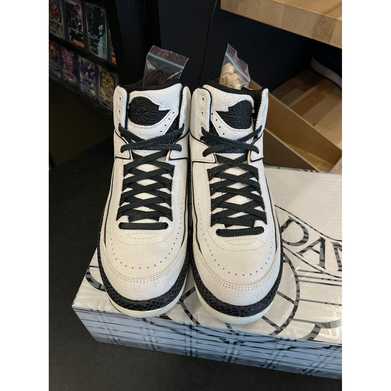 Jordan Jordan 2 Retro A Ma Maniére Airness Size 9.5, PREOWNED