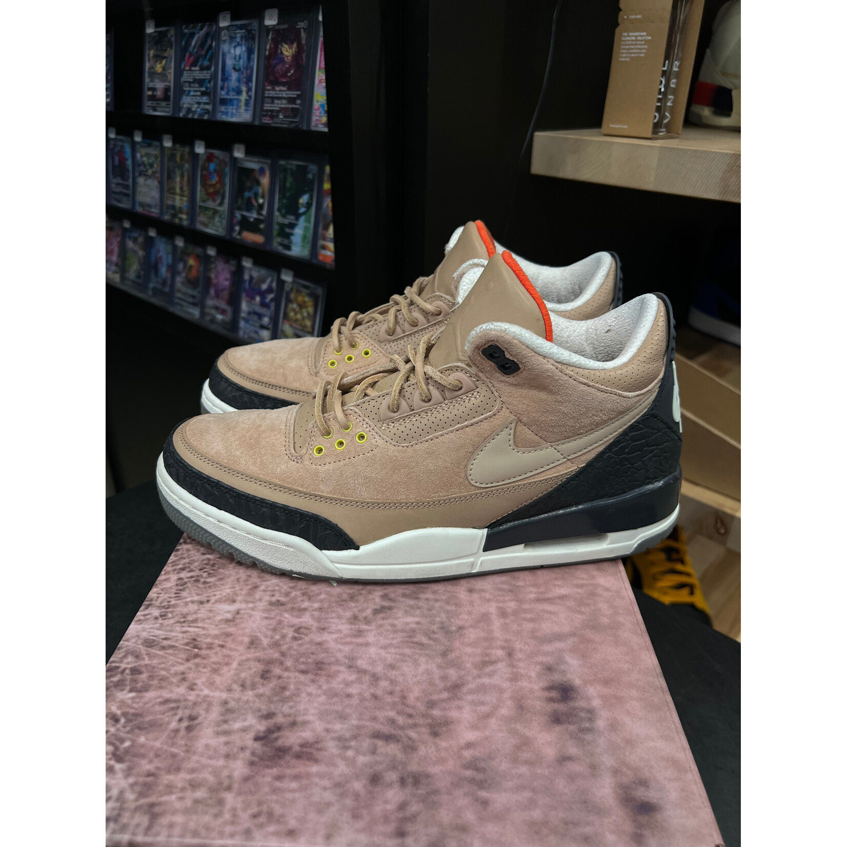 Jordan Jordan 3 Retro JTH Bio Beige Size 9.5, PREOWNED