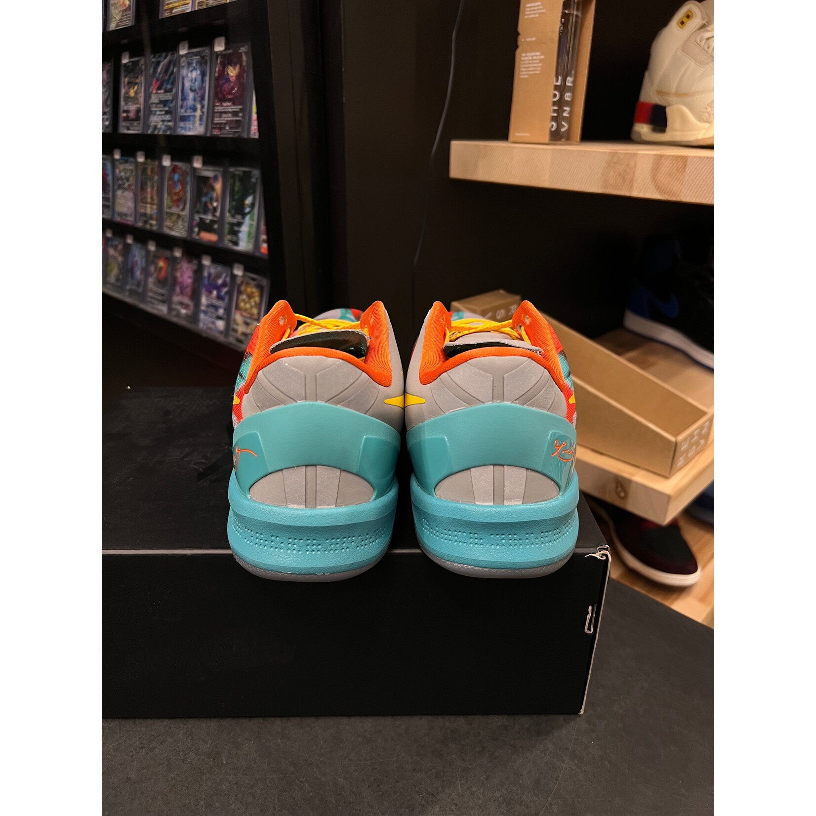 Nike Nike Kobe 8 Protro Venice Beach (2024) Size 10.5, PREOWNED
