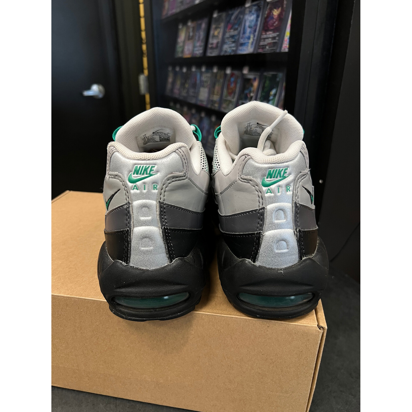 Nike Nike Air Max 95 Black Stadium Green (Women's) Size 11W, PREOWNED
