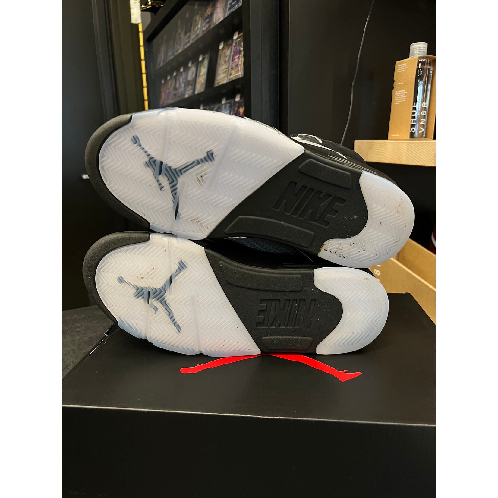 Jordan Jordan 5 Retro OG Black Metallic Reimagined Size 8, PREOWNED WORN ONCE