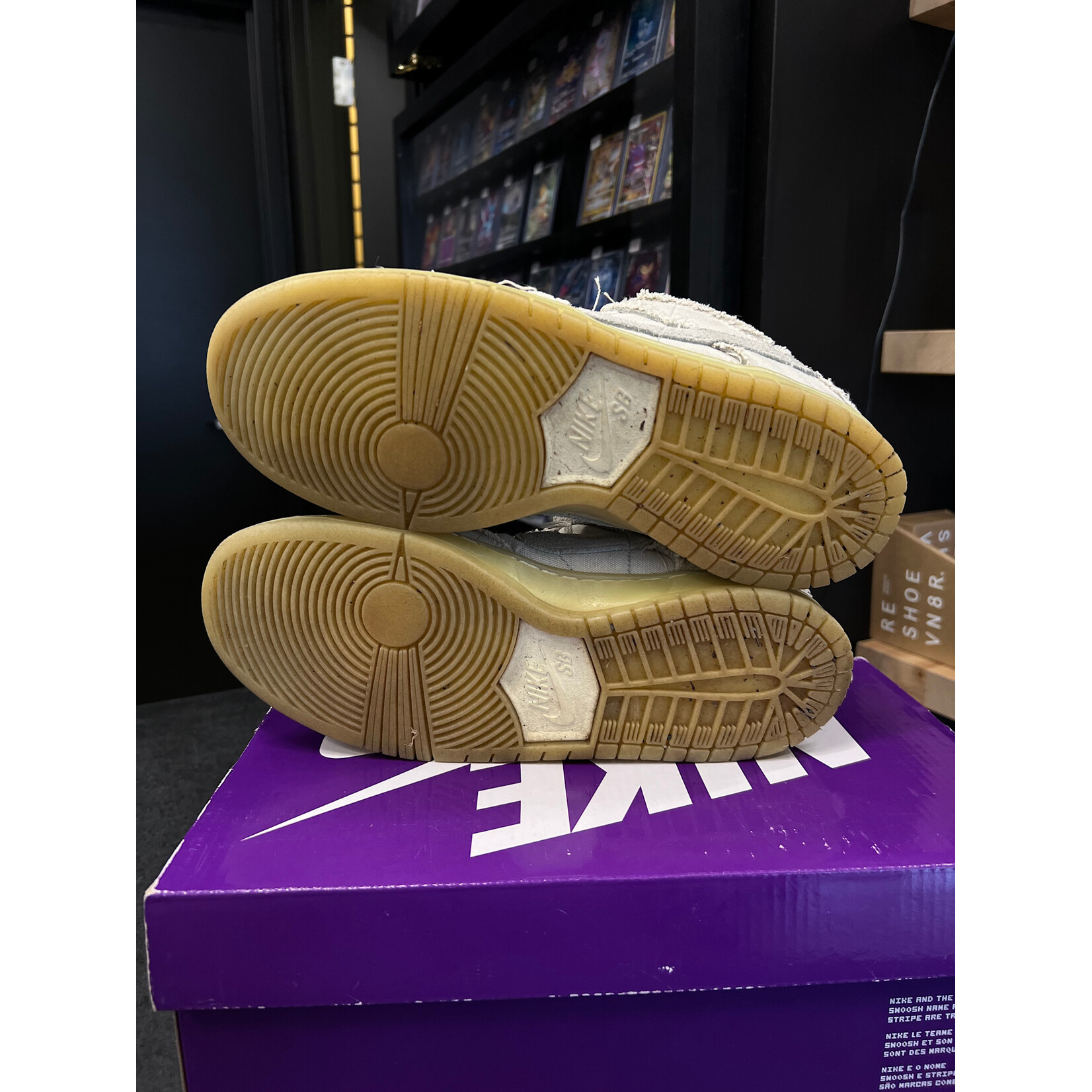 Nike Nike SB Dunk Low Mummy Size 8.5, PREOWNED