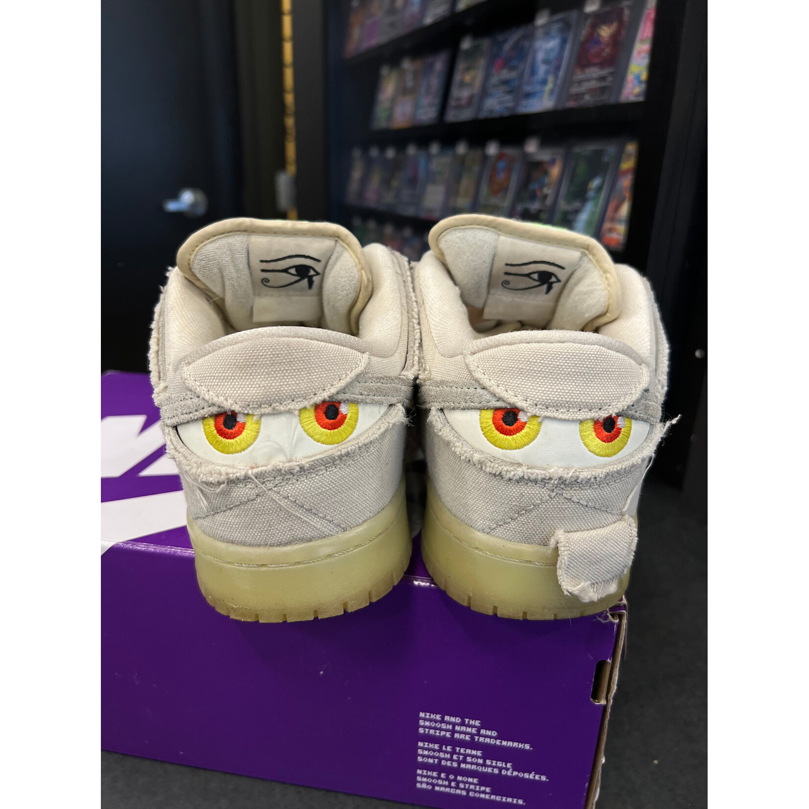 Nike Nike SB Dunk Low Mummy Size 8.5, PREOWNED