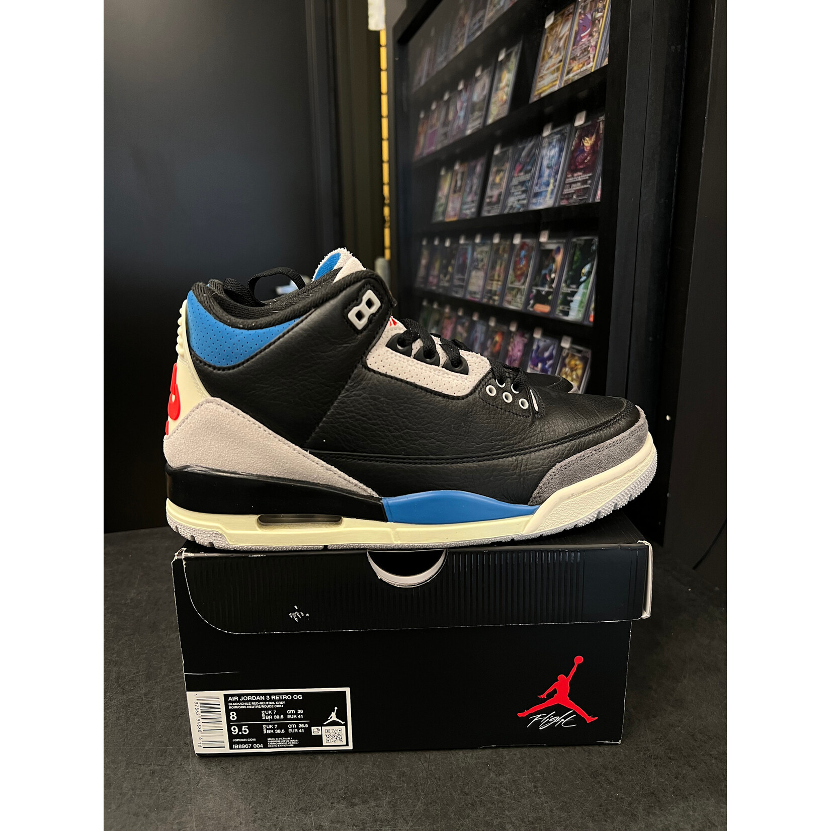Jordan Jordan 3 Retro OG Rare Air Size 8, PREOWNED