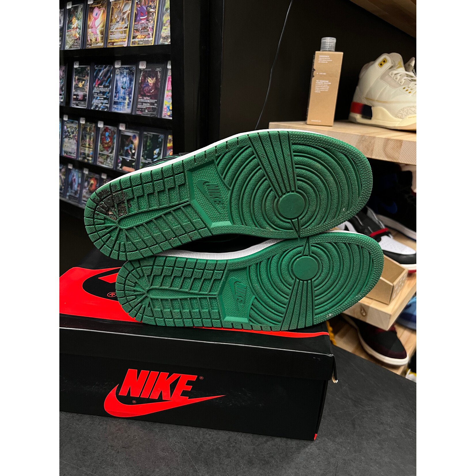 Jordan Jordan 1 Retro High Pine Green Black Size 10, PREOWNED