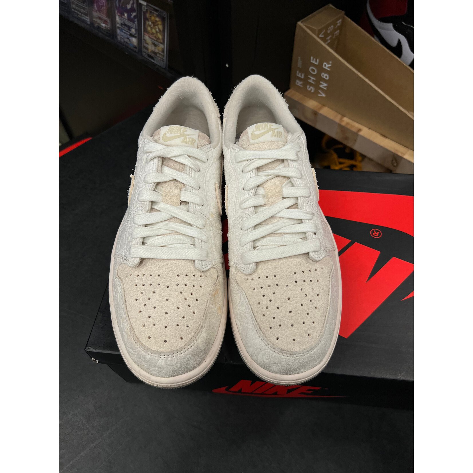 Jordan Jordan 1 Retro Low OG Chris Paul Size 10, PREOWNED