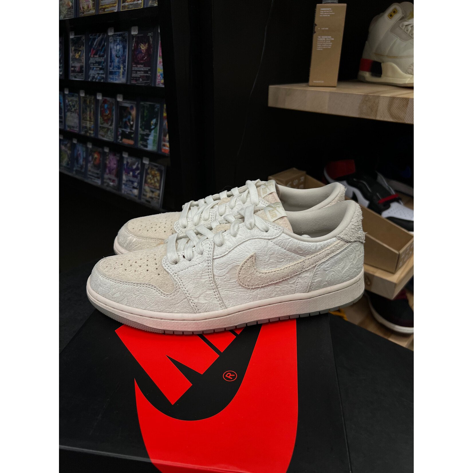 Jordan Jordan 1 Retro Low OG Chris Paul Size 10, PREOWNED