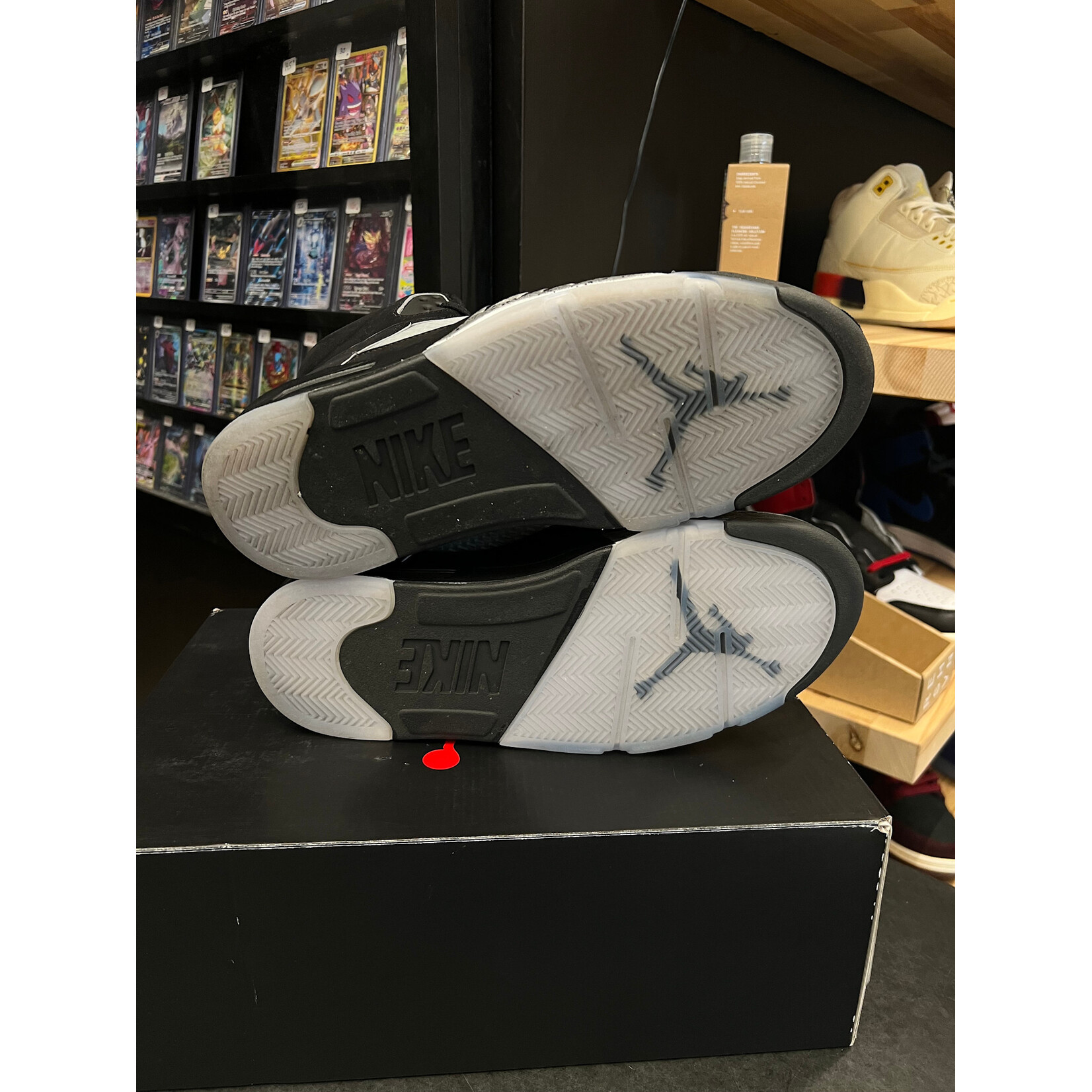 Jordan Jordan 5 Retro OG Black Metallic Reimagined Size 10, PREOWNED