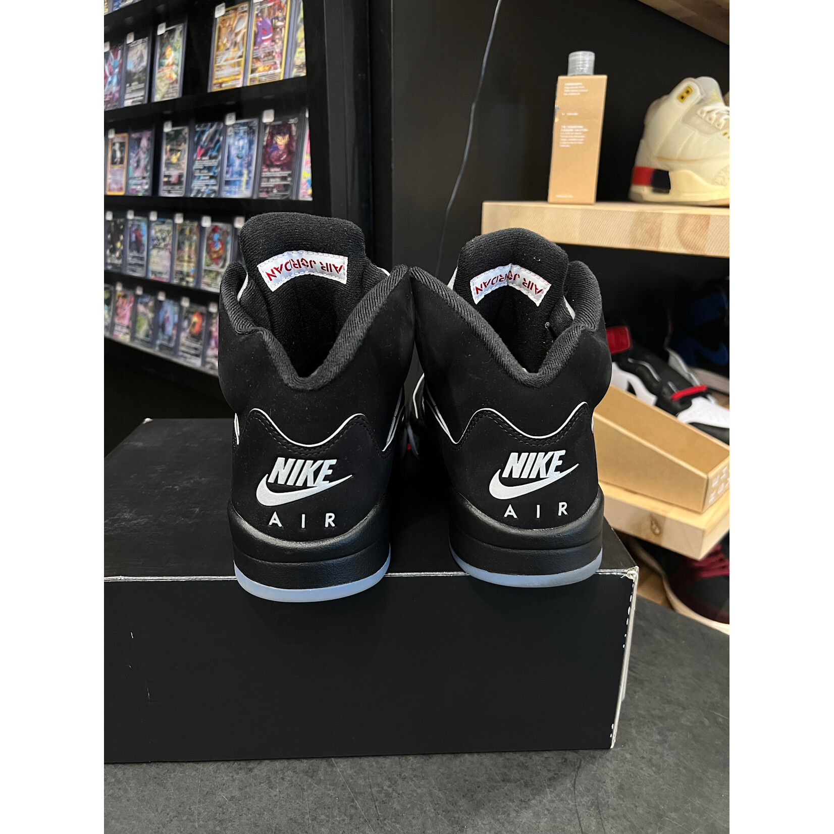 Jordan Jordan 5 Retro OG Black Metallic Reimagined Size 10, PREOWNED