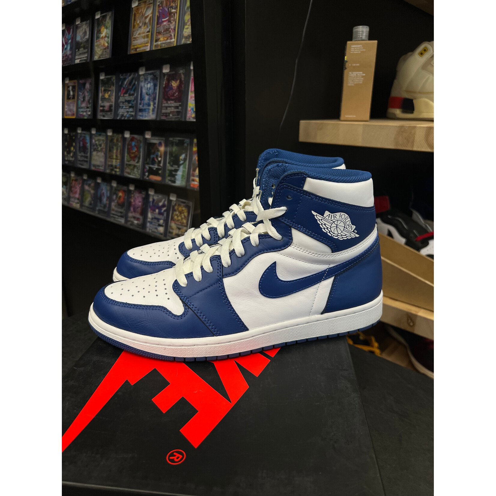 Jordan Jordan 1 Retro Storm Blue Size 10.5, PREOWNED