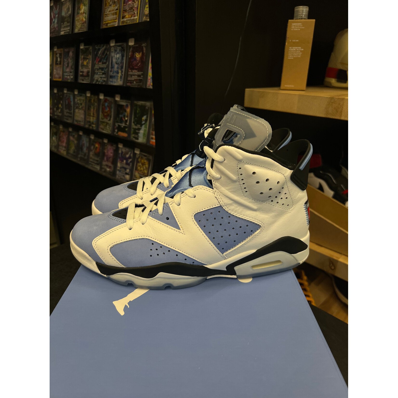Jordan Jordan 6 Retro UNC White Size 9.5, PREOWNED