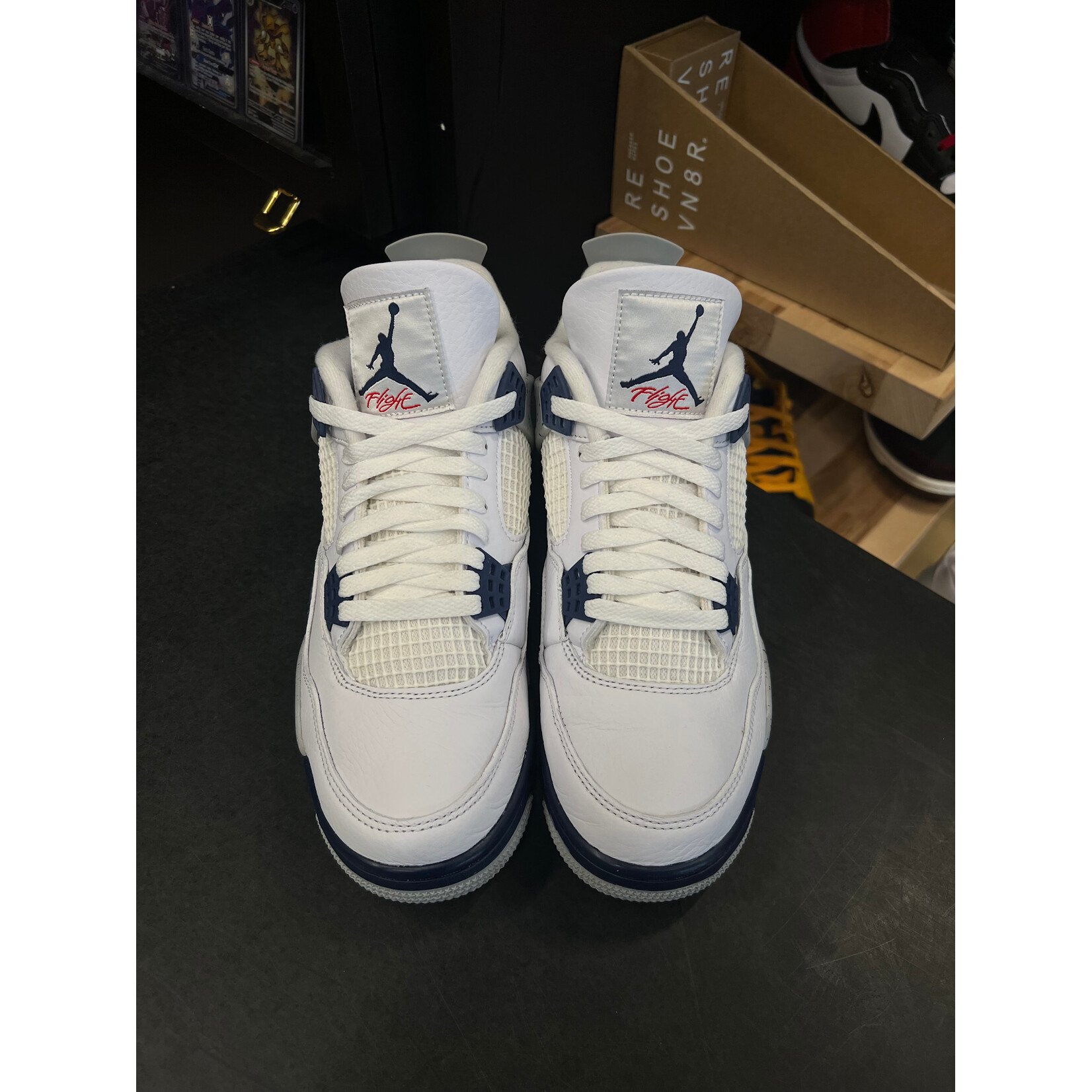 Jordan Jordan 4 Retro Midnight Navy Size 9, PREOWNED