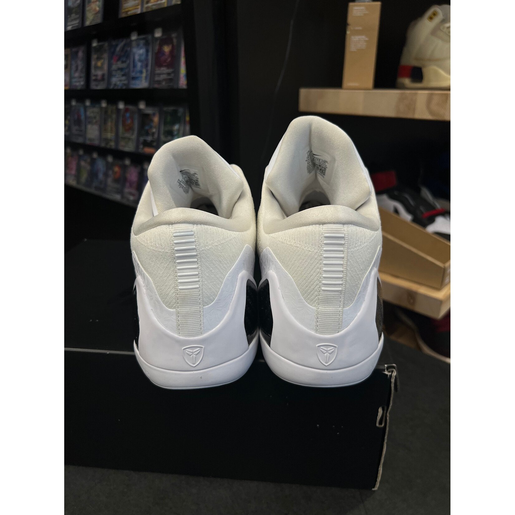 Nike Nike Kobe 9 Elite Low Protro Halo Size 12, PREOWNED