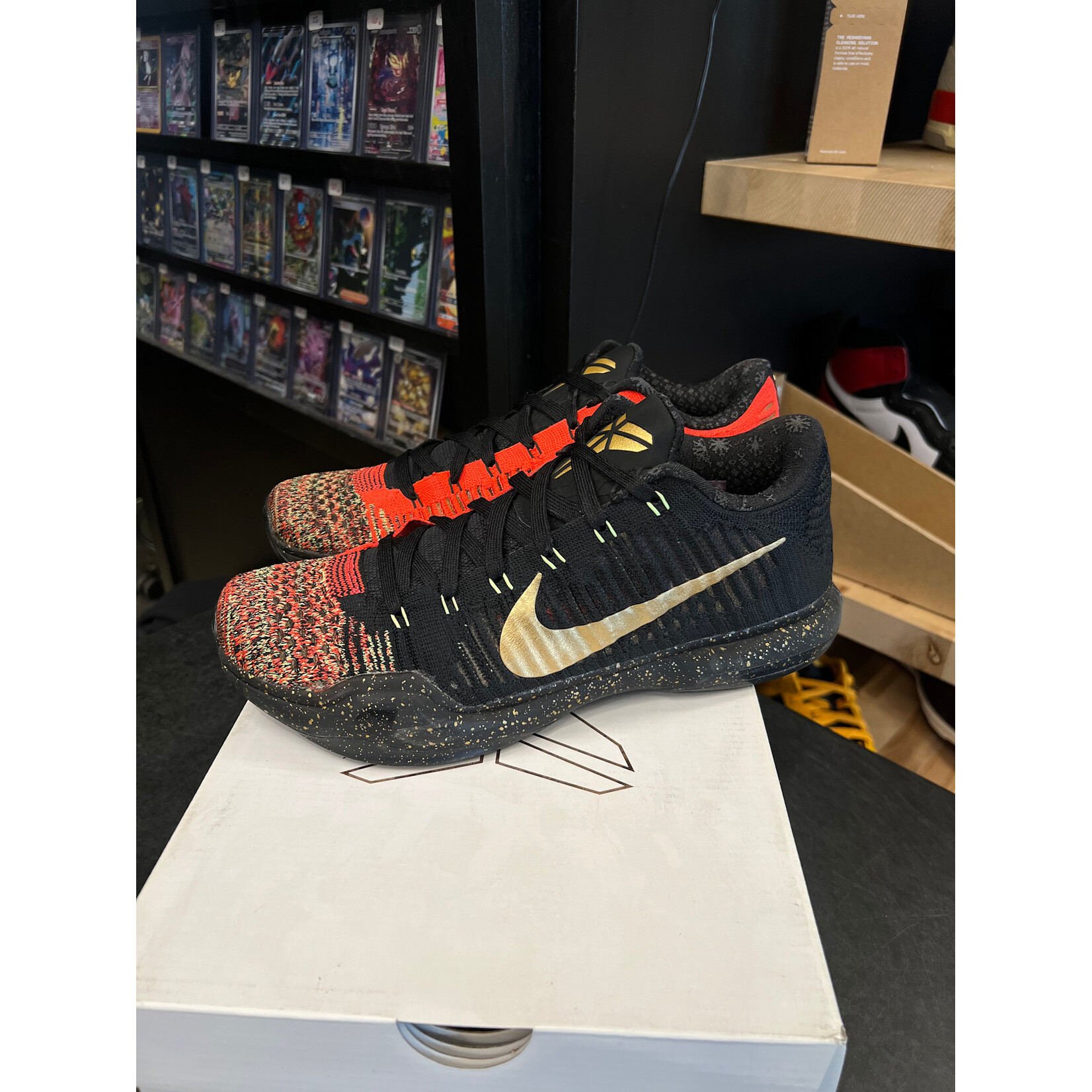 Nike Nike Kobe 10 Elite Christmas Size 9.5, PREOWNED
