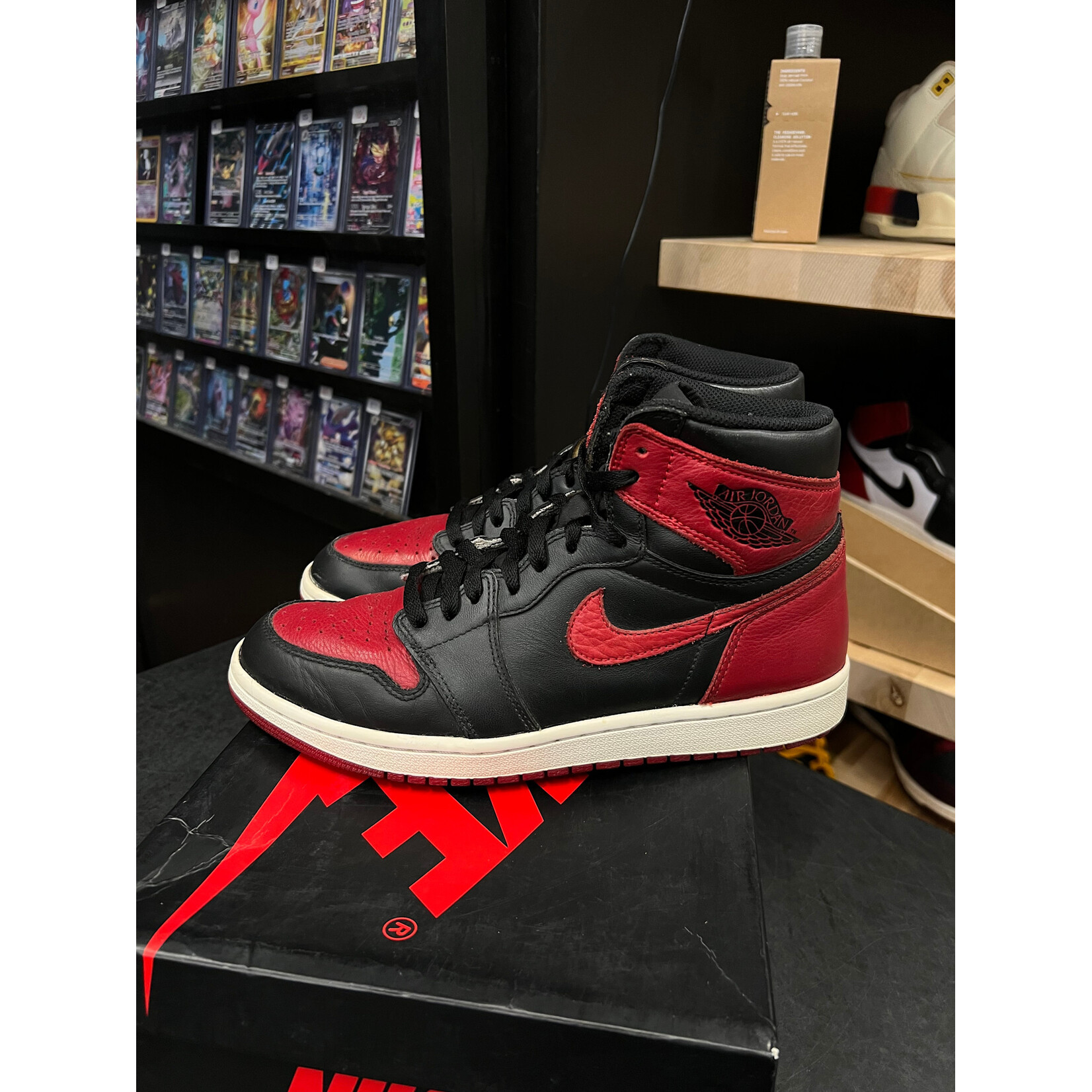 Jordan Jordan 1 Retro High Bred Banned (2016) Size 9, PREOWNED