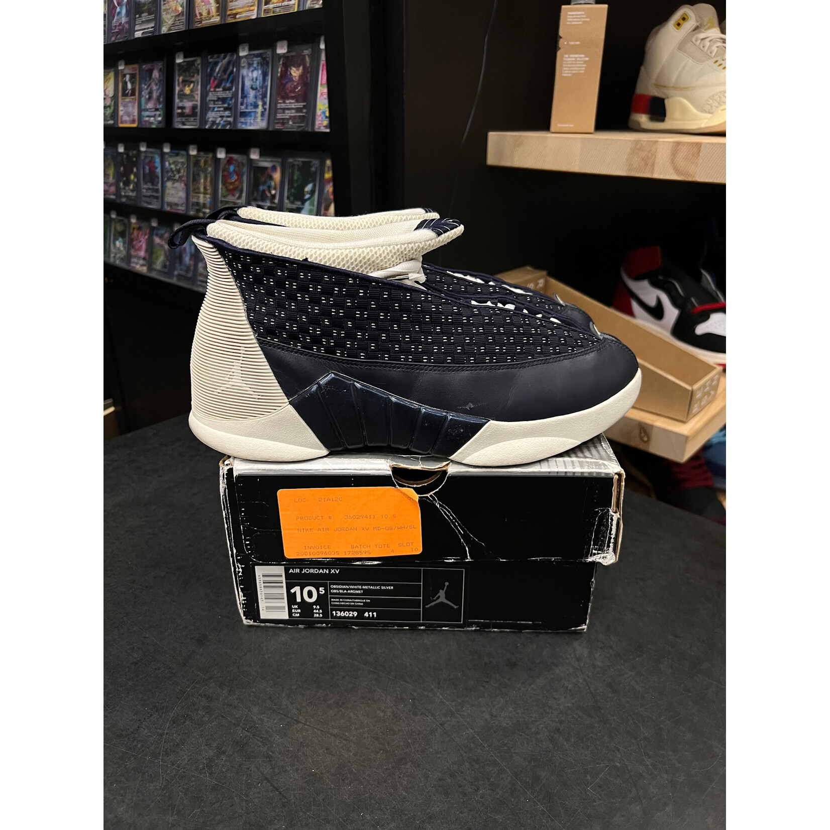 Jordan Jordan 15 OG Obsidian Size 10.5, PREOWNED