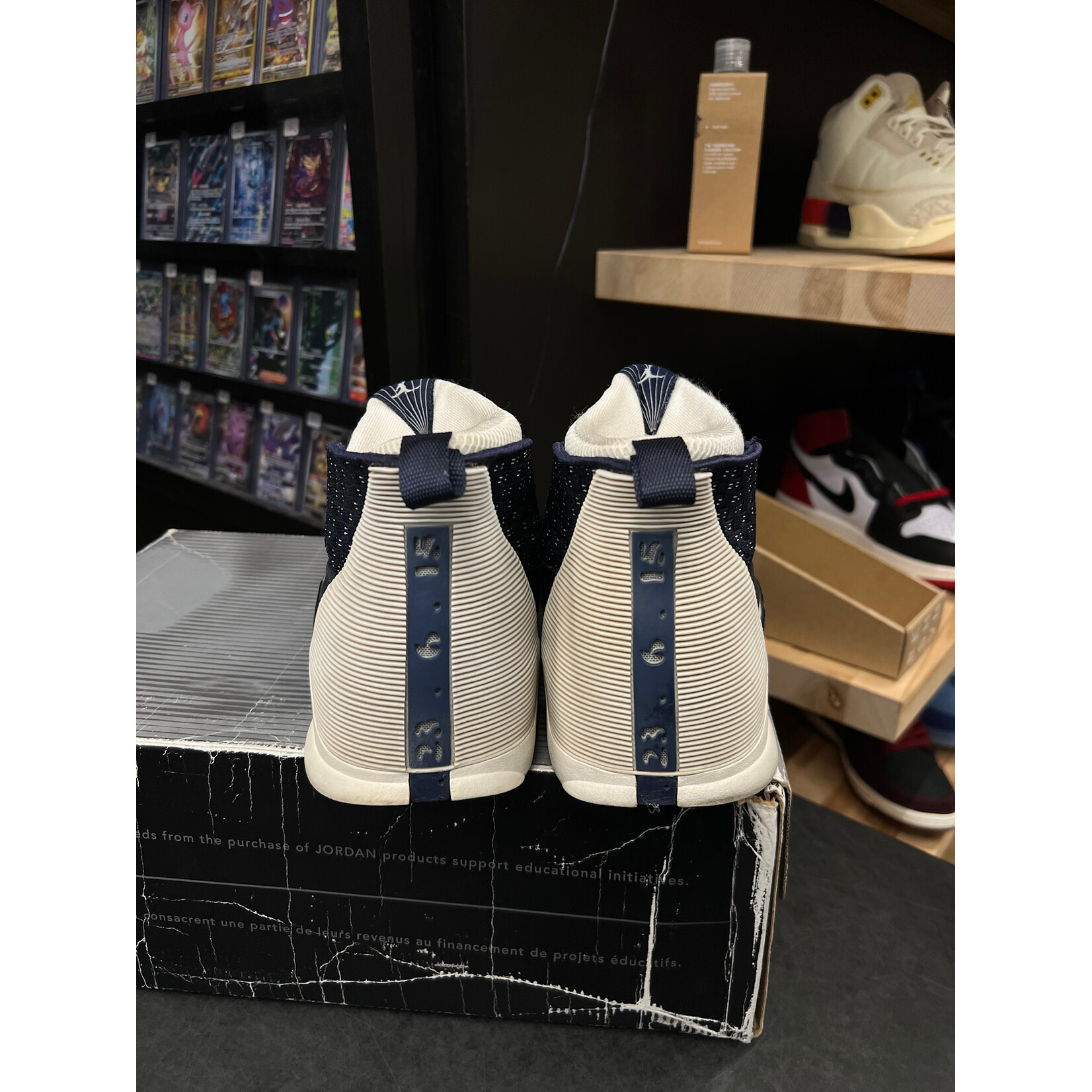 Jordan Jordan 15 OG Obsidian Size 10.5, PREOWNED