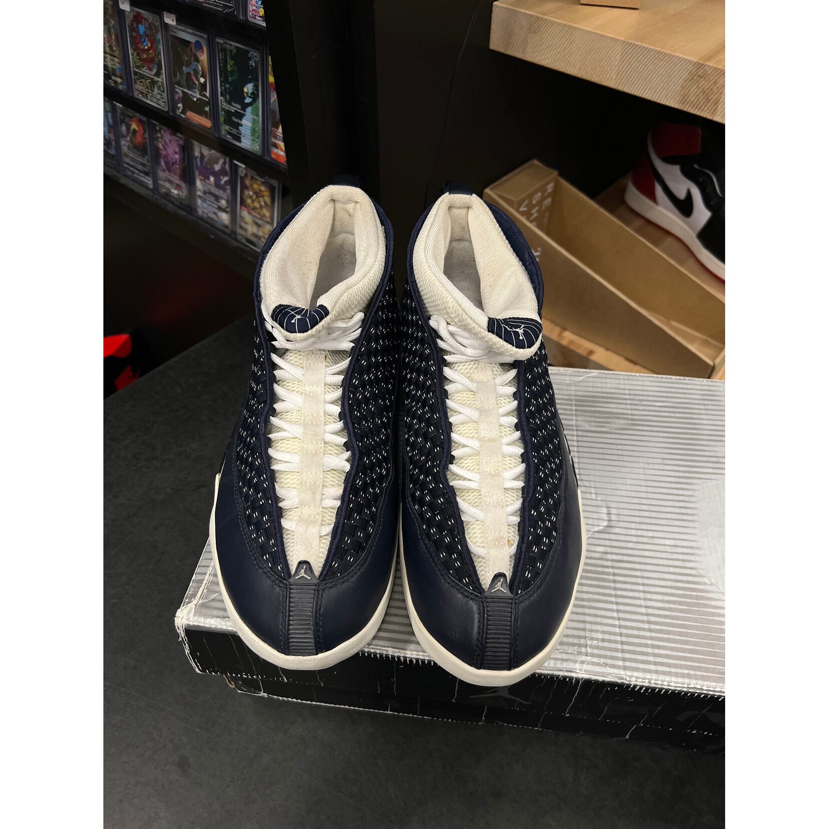 Jordan Jordan 15 OG Obsidian Size 10.5, PREOWNED