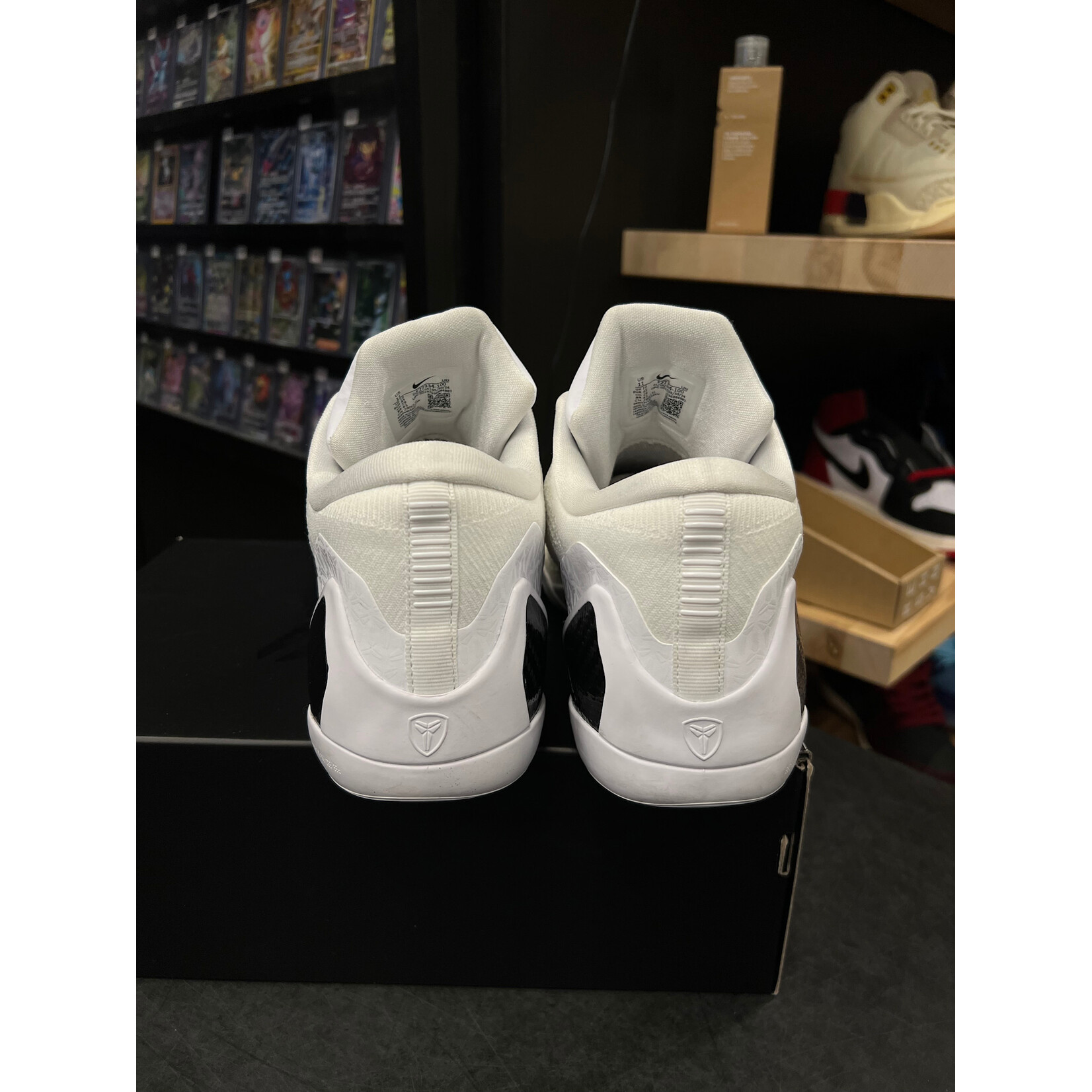 Nike Nike Kobe 9 Elite Low Protro Halo Size 11, PREOWNED