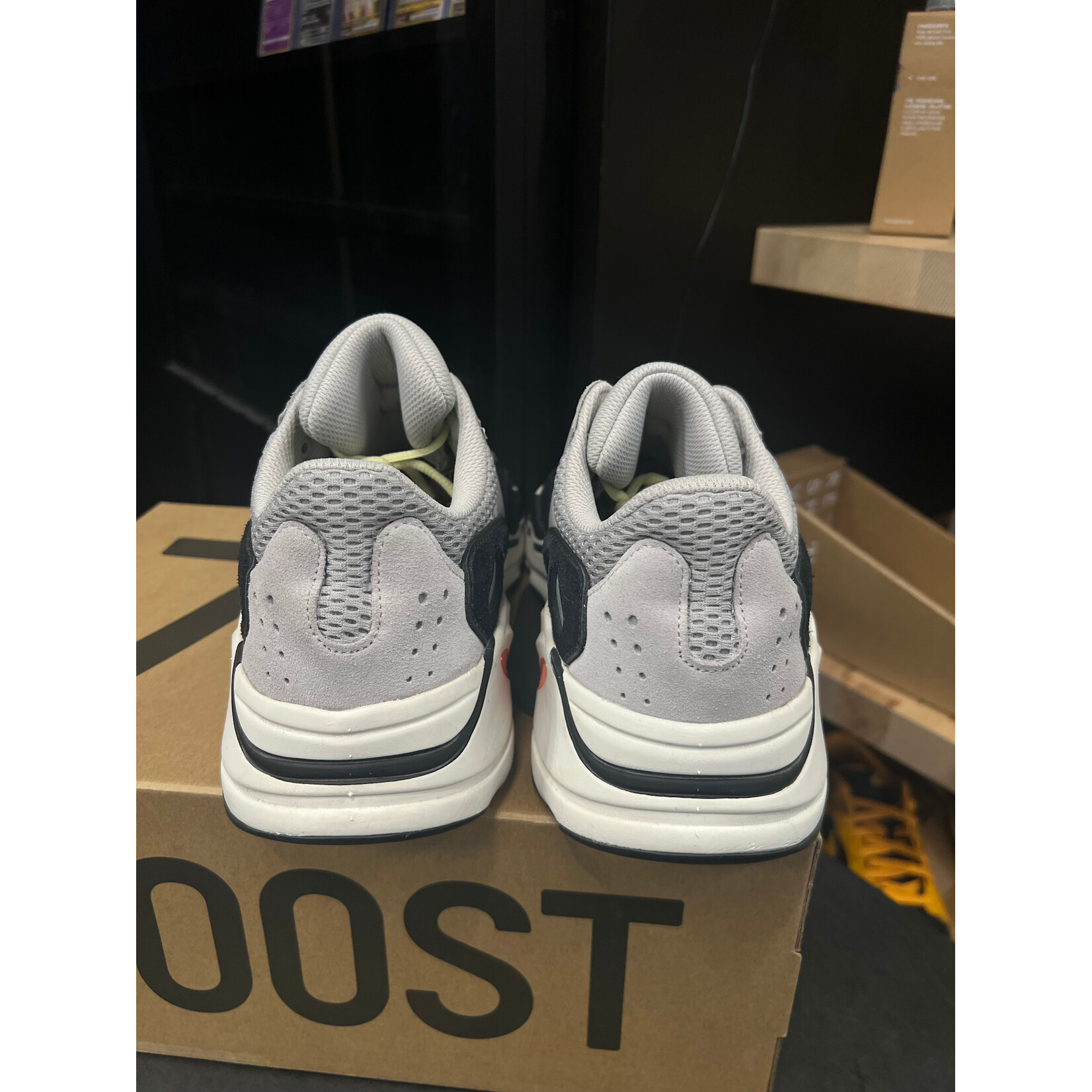 Adidas adidas Yeezy Boost 700 Wave Runner Size 11, PREOWNED