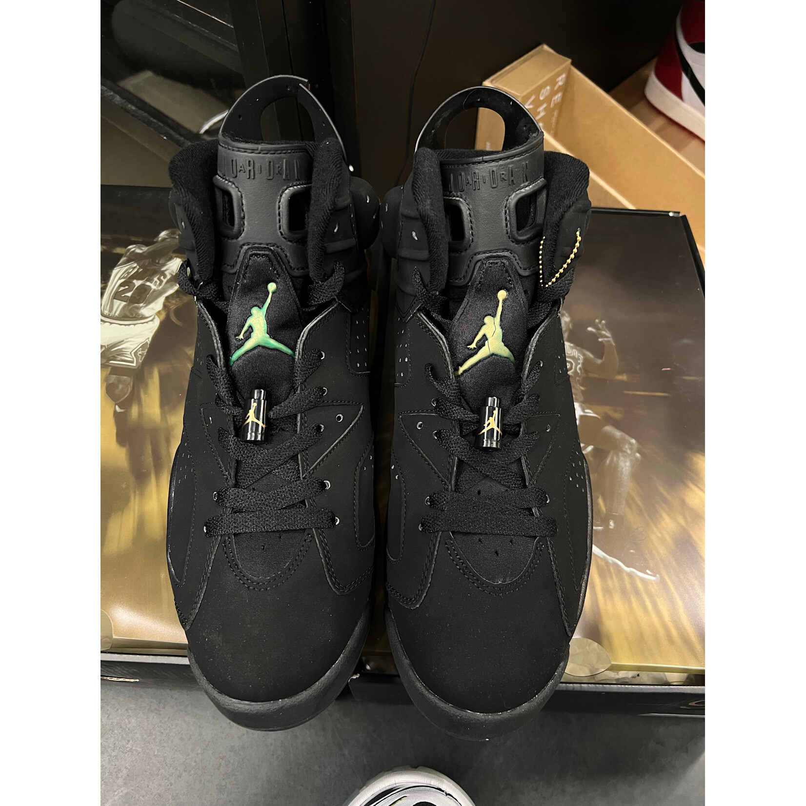 Jordan Jordan Defining Moments Pack (6/11) Size 10, DS BRAND NEW (FLAWS)