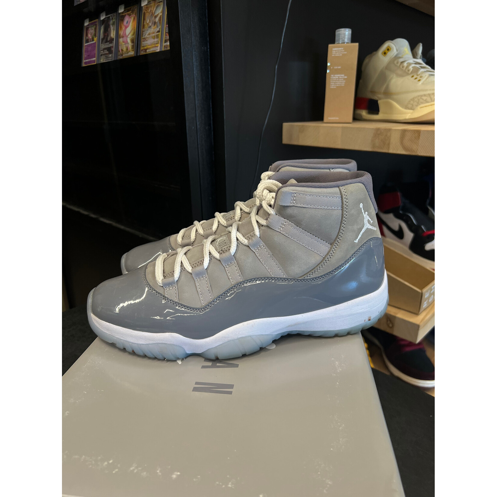 Jordan Jordan 11 Retro Cool Grey (2021) Size 10.5, PREOWNED