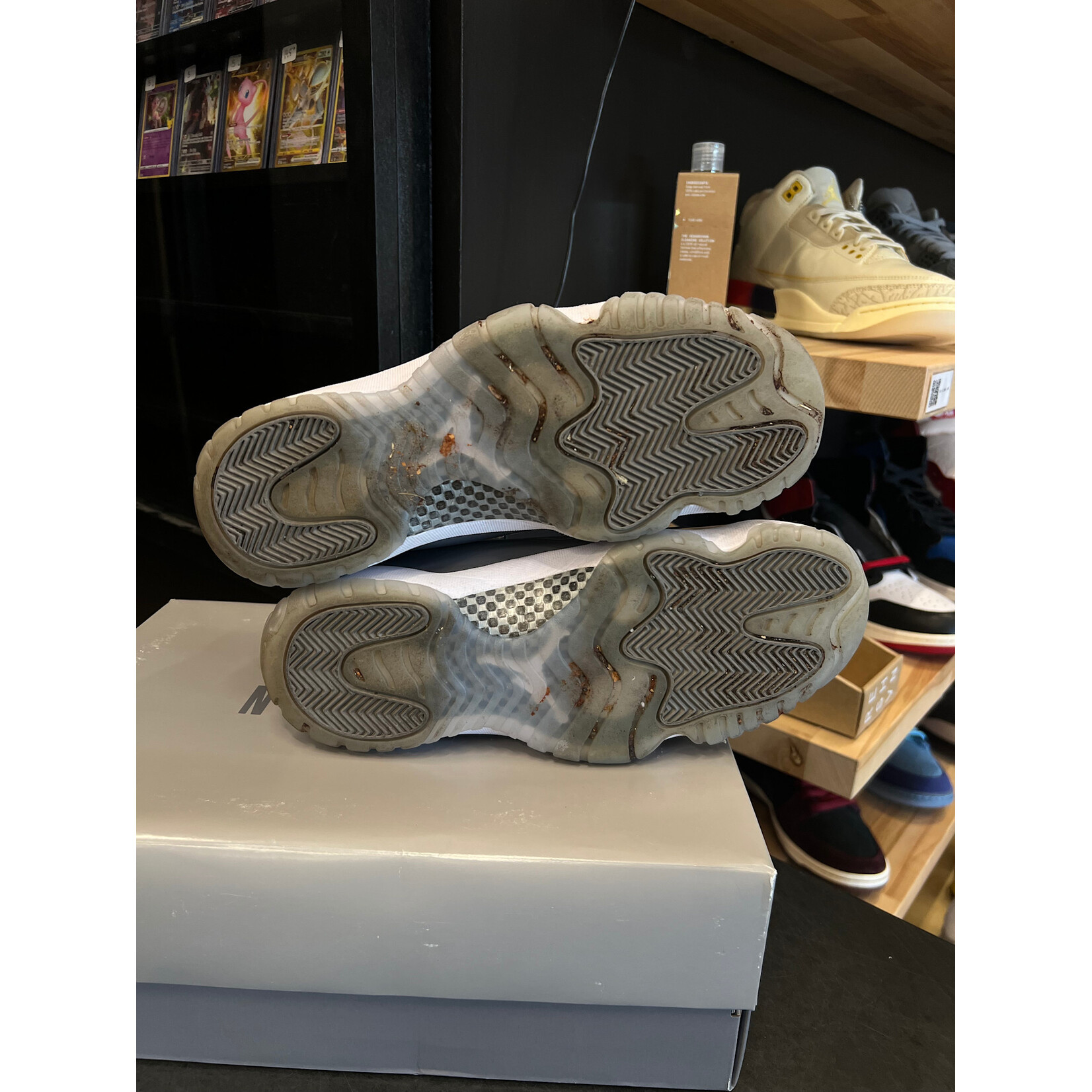 Jordan Jordan 11 Retro Cool Grey (2021) Size 10.5, PREOWNED