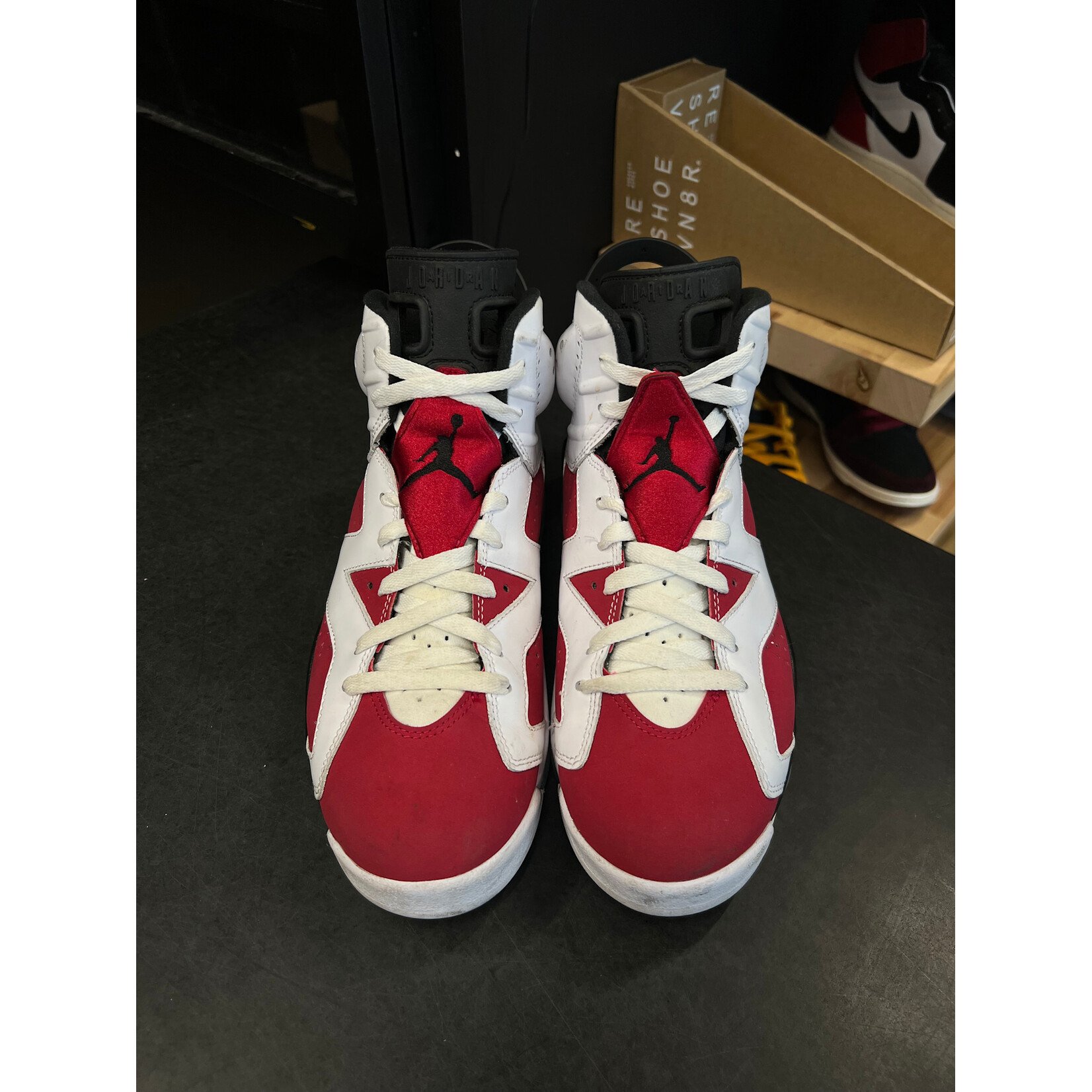 Jordan Jordan 6 Retro Carmine (2021) Size 9, PREOWNED