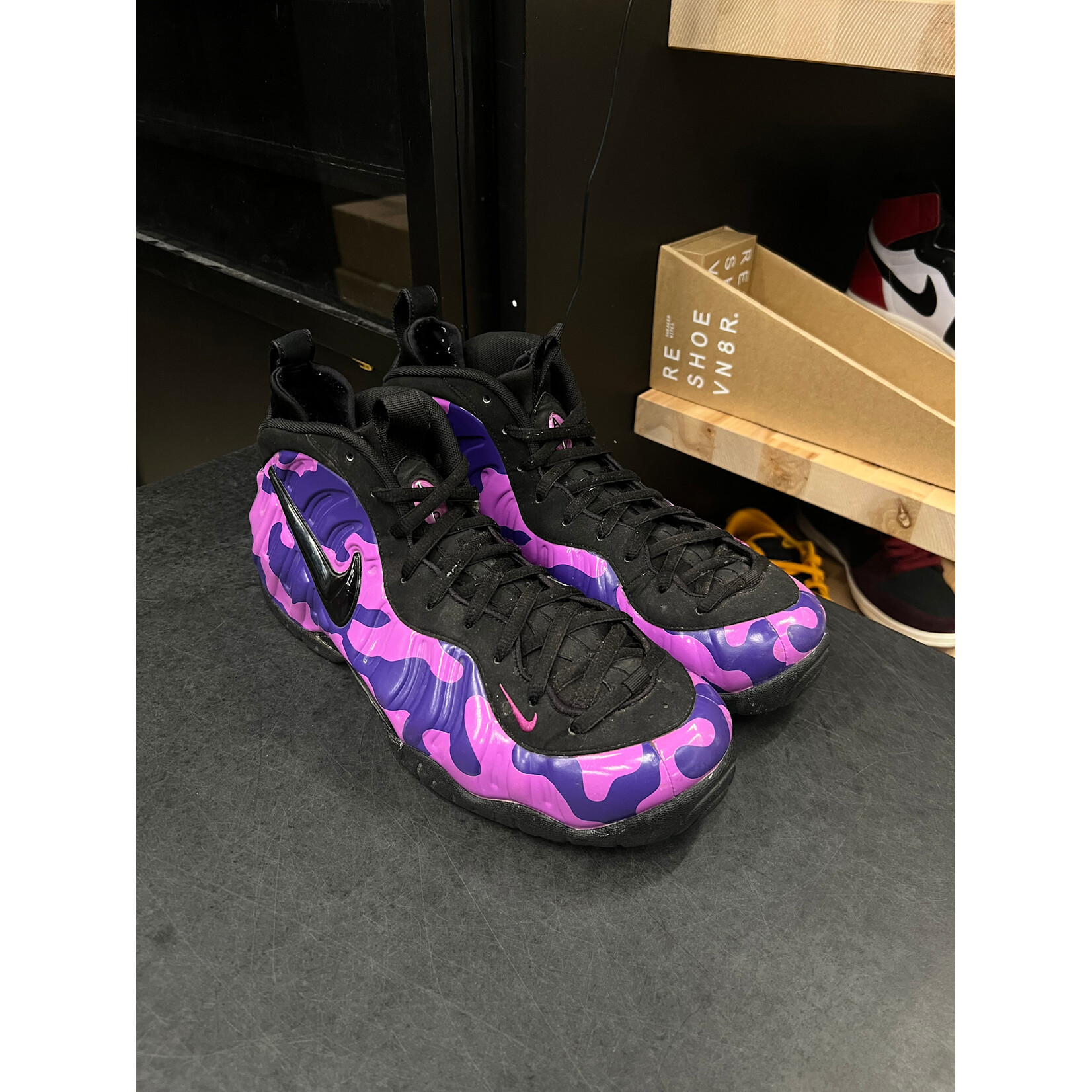 Nike Nike Air Foamposite Pro Purple Camo Size 12, PREOWNED