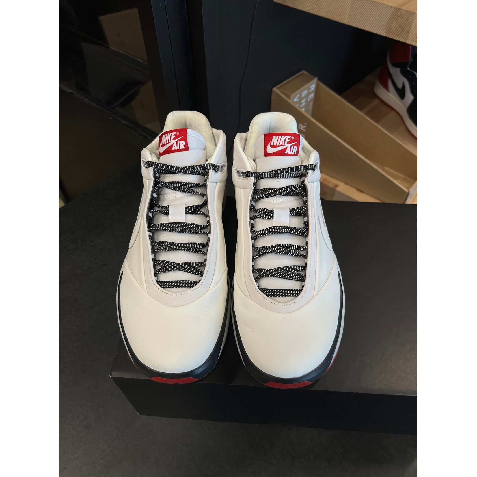 Jordan Jordan 40 Chicago Size 9, PREOWNED