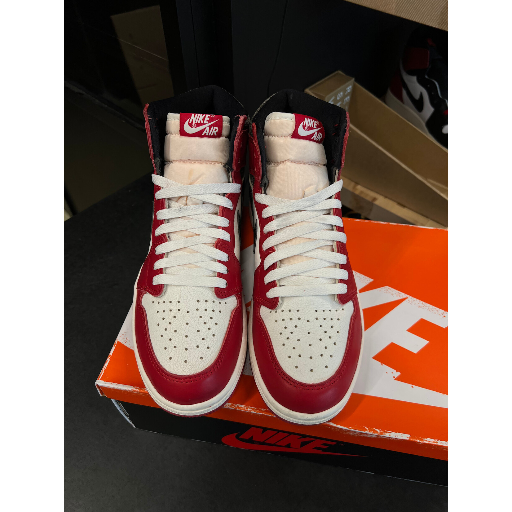 Jordan Jordan 1 Retro High OG Chicago Lost and Found Size 9, PREOWNED