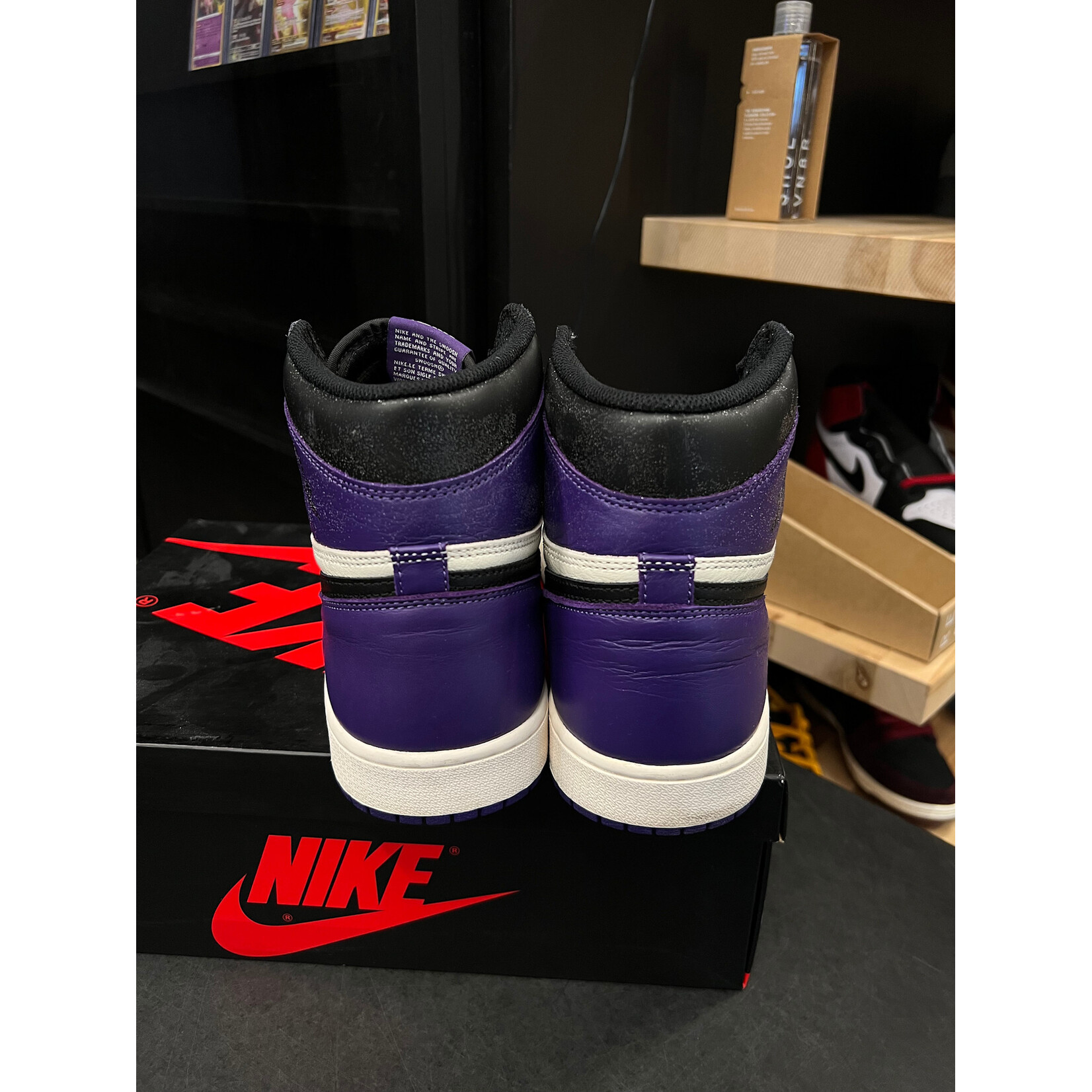 Jordan Jordan 1 Retro High Court Purple Size 12, PREOWNED