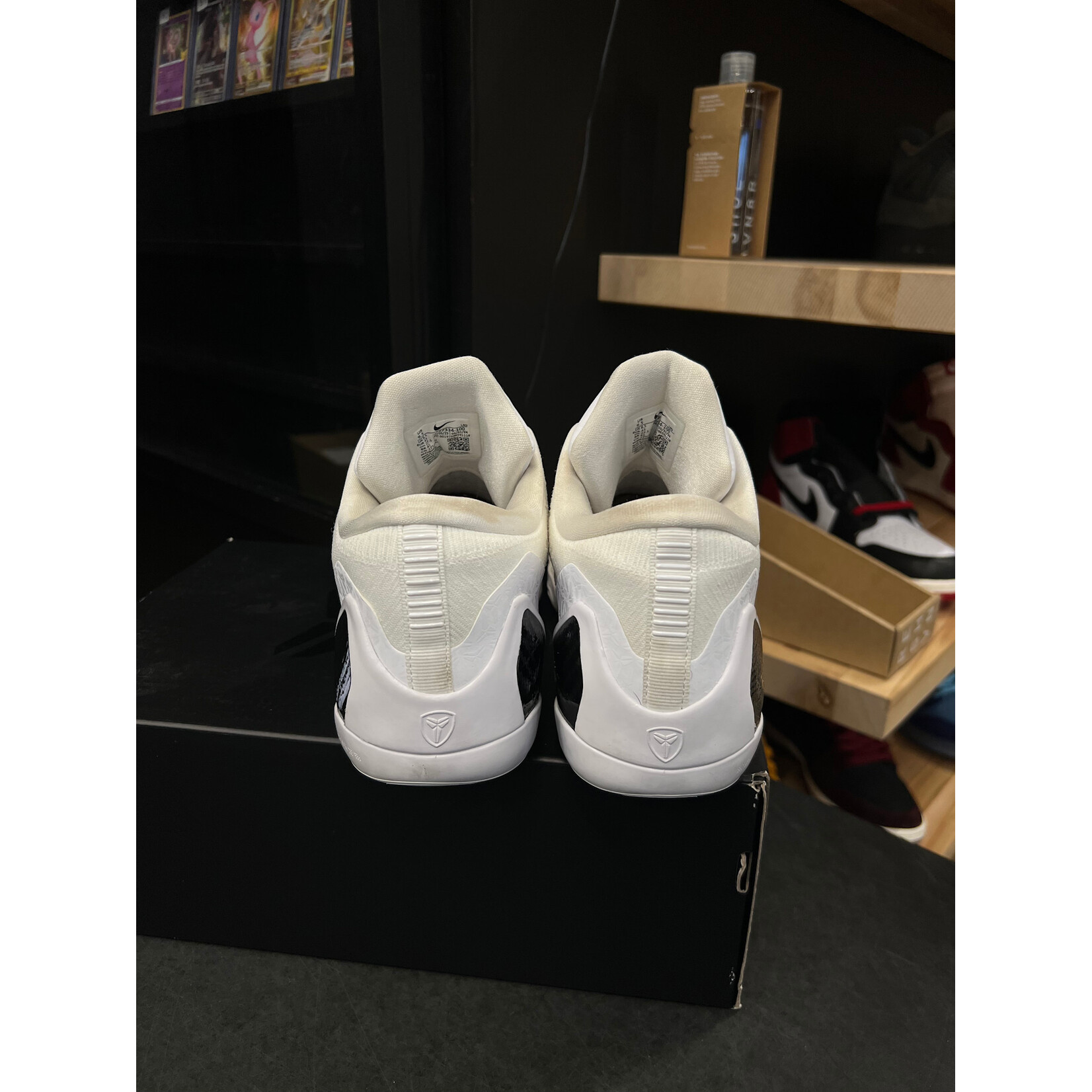 Nike Nike Kobe 9 Elite Low Protro Halo Size 9.5, PREOWNED